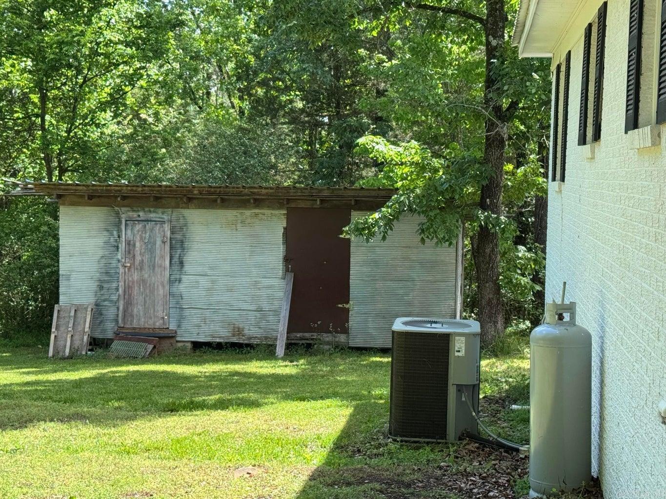 32 Pine  Evening Shade, AR