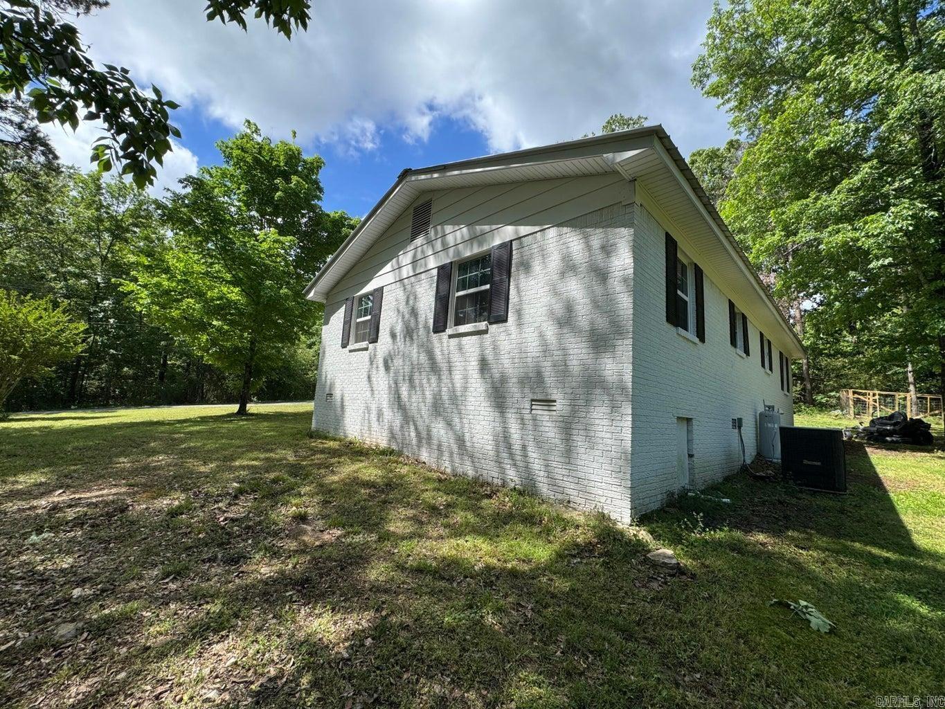 32 Pine  Evening Shade, AR