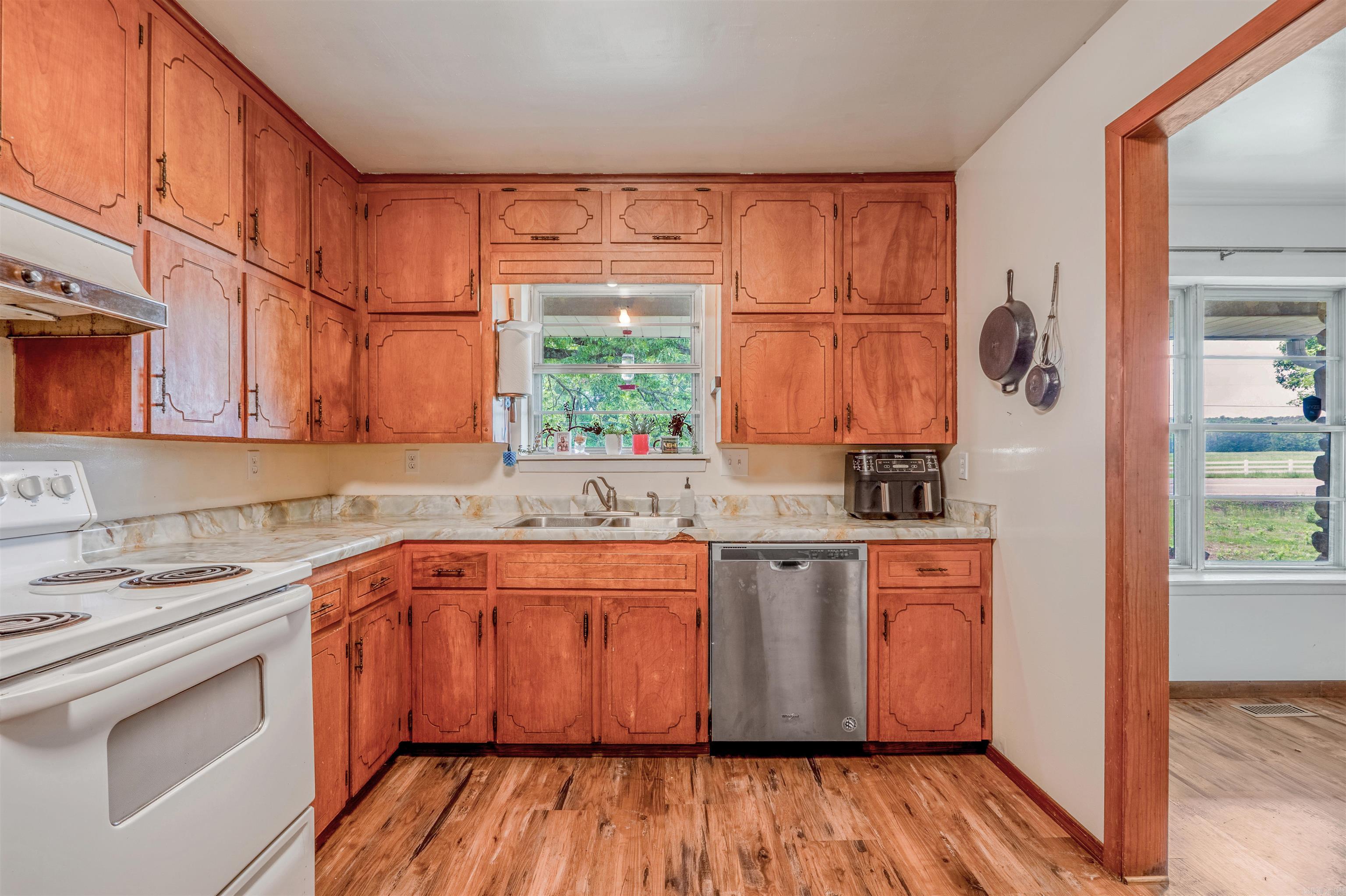 271 Highway 319 E Vilonia, AR 72173