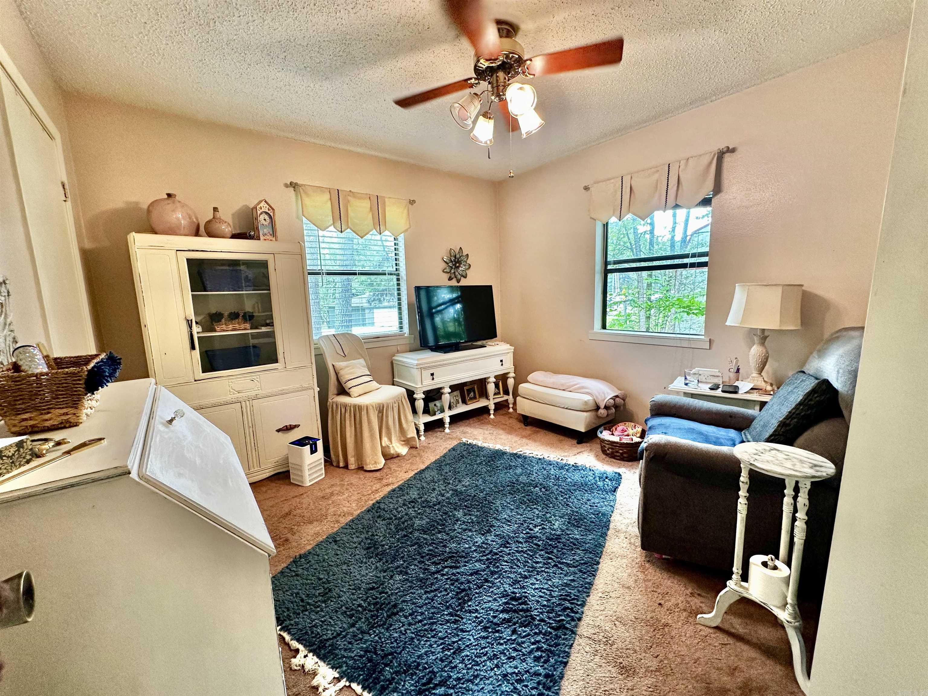 706 East  White Hall, AR