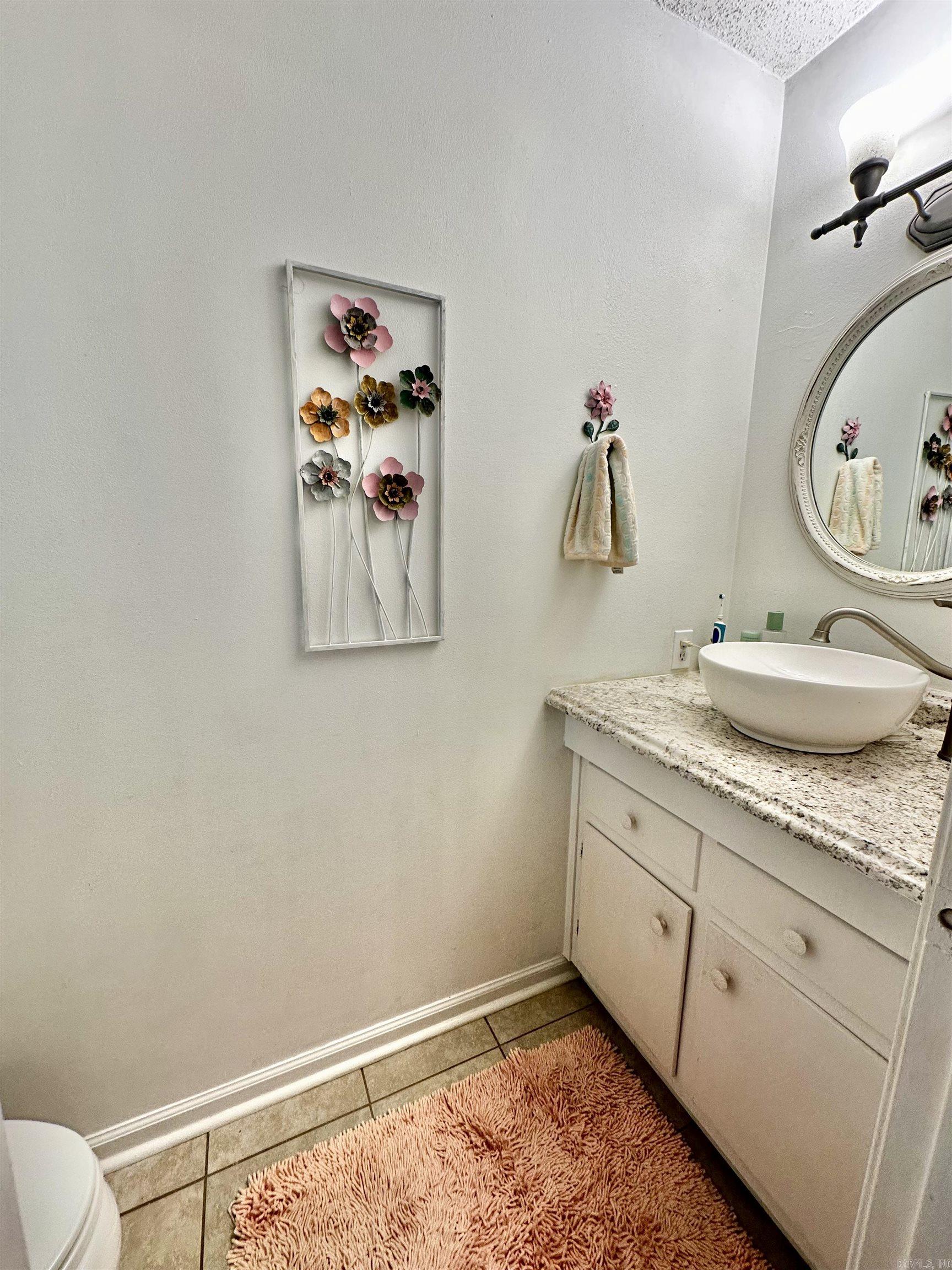 706 East  White Hall, AR