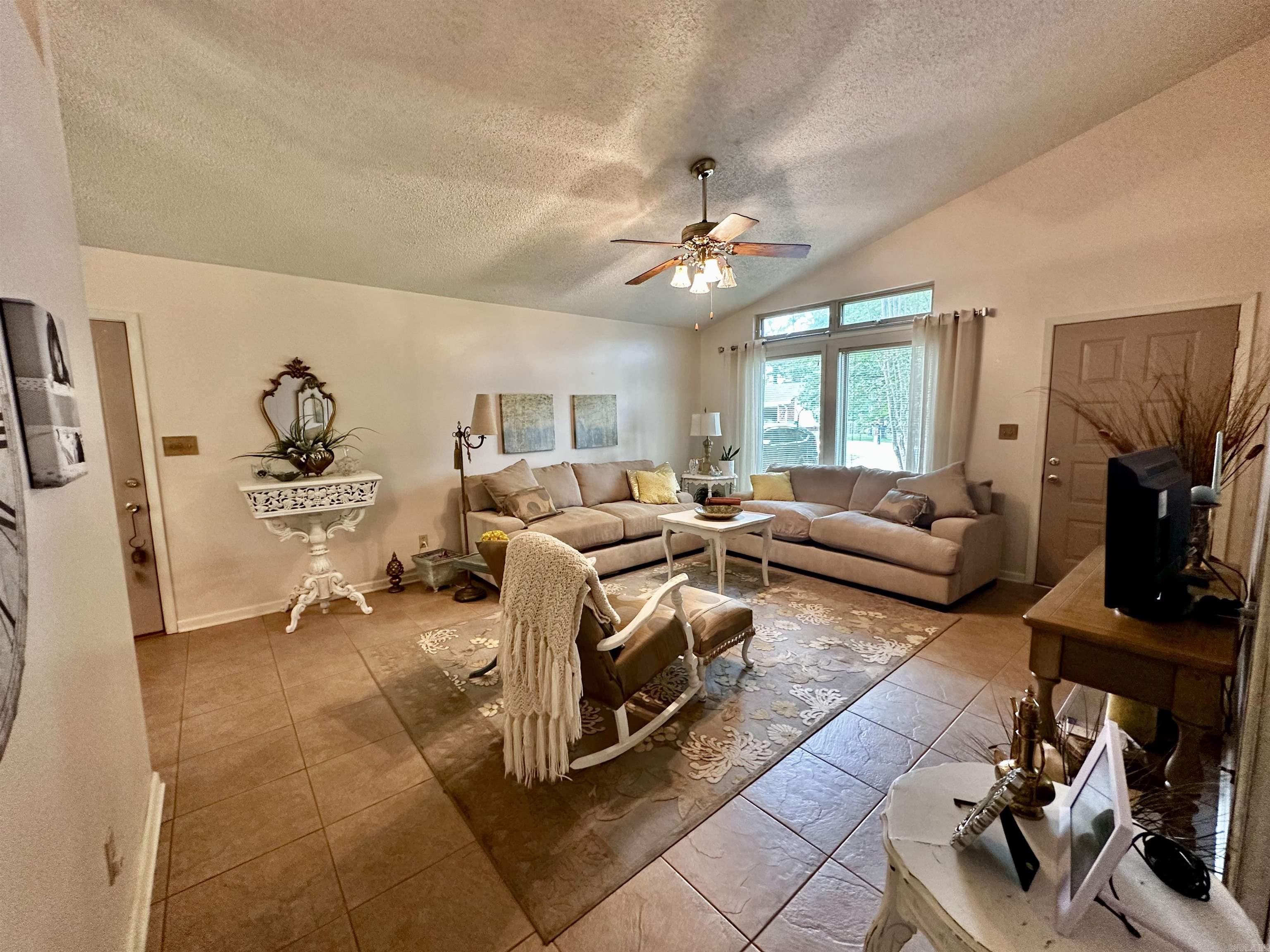 706 East  White Hall, AR