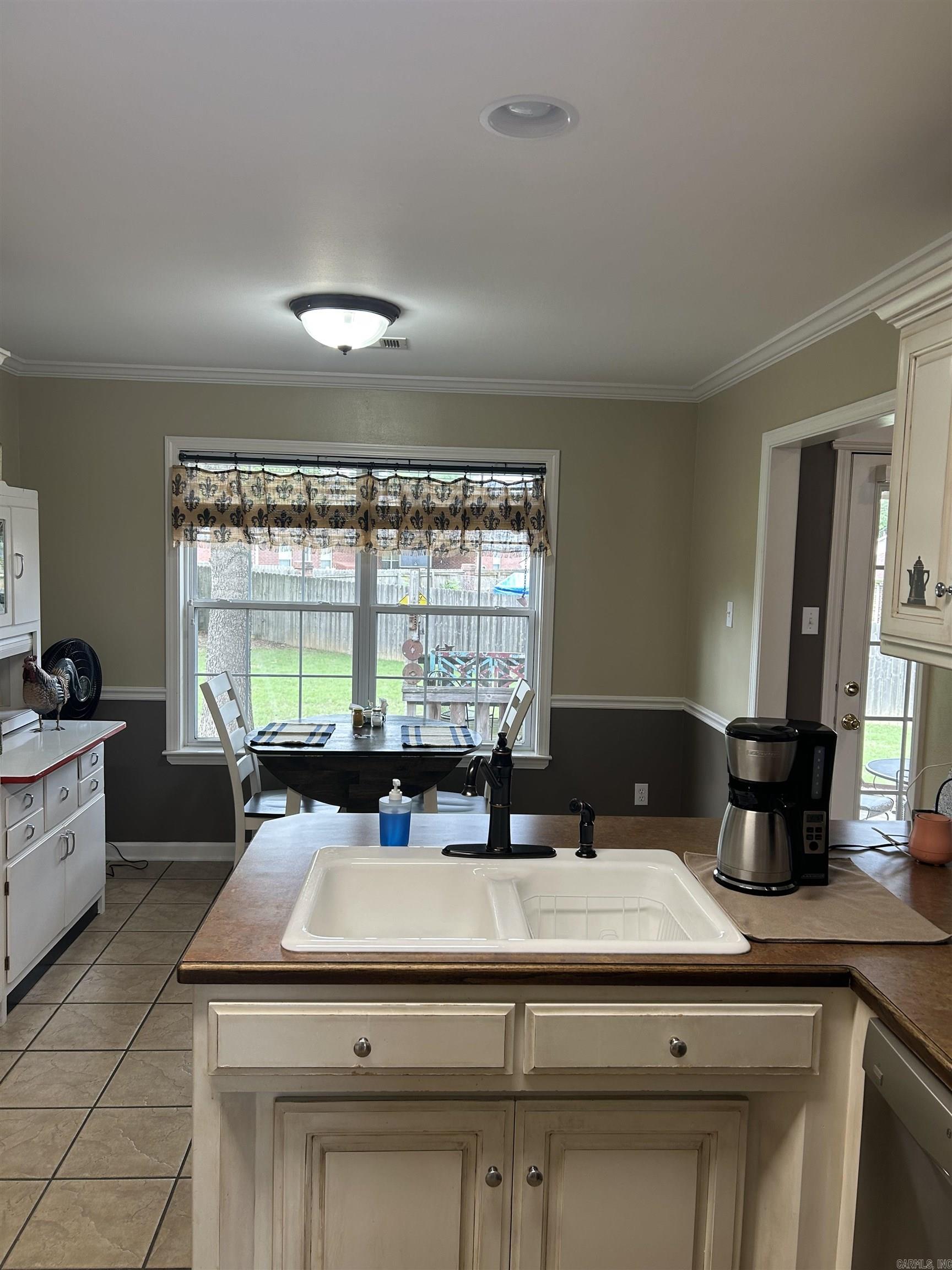 2414 Brittany Searcy, AR 72143