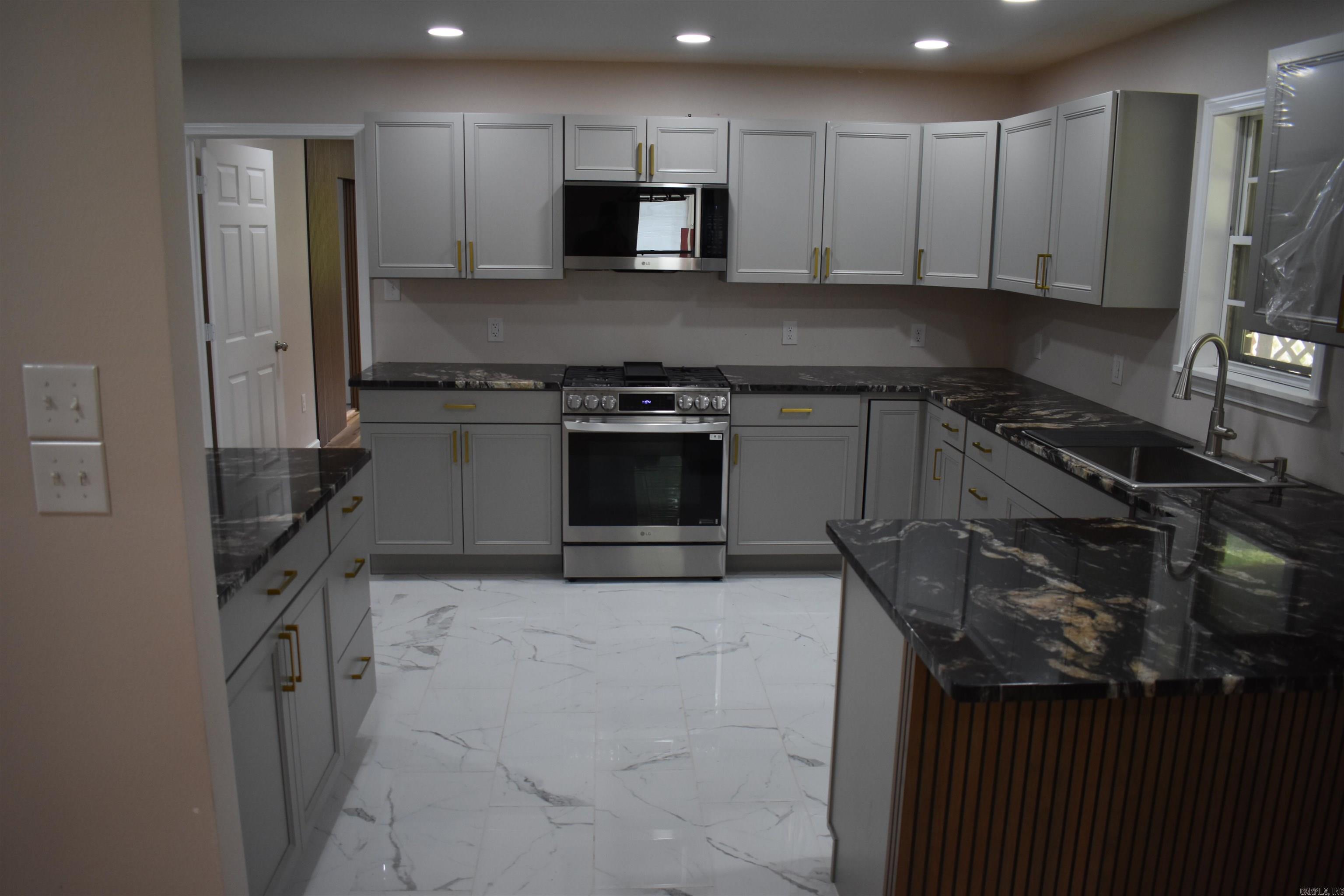 119 Davis  North Little Rock, AR