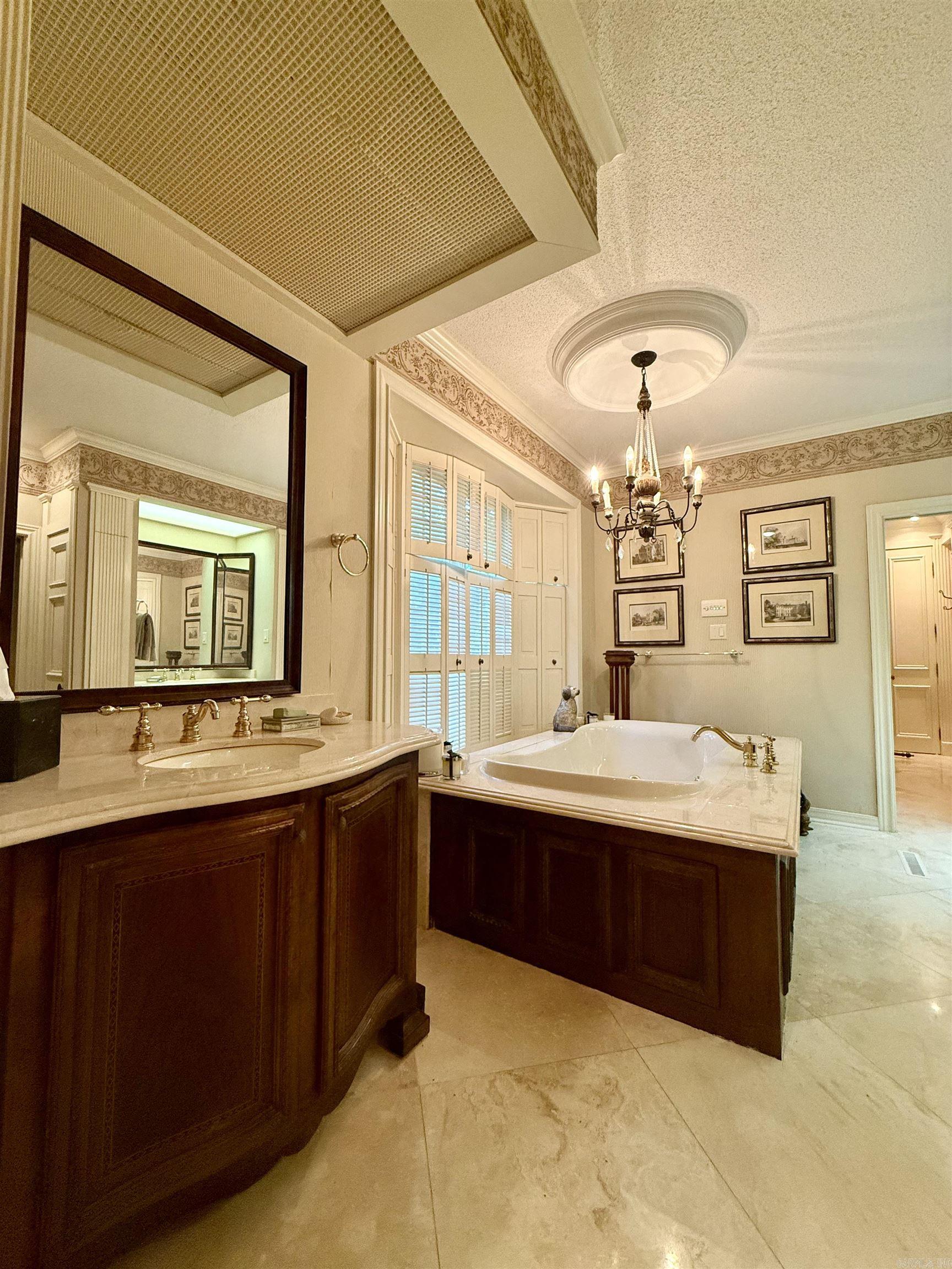 935 Brookridge  Camden, AR