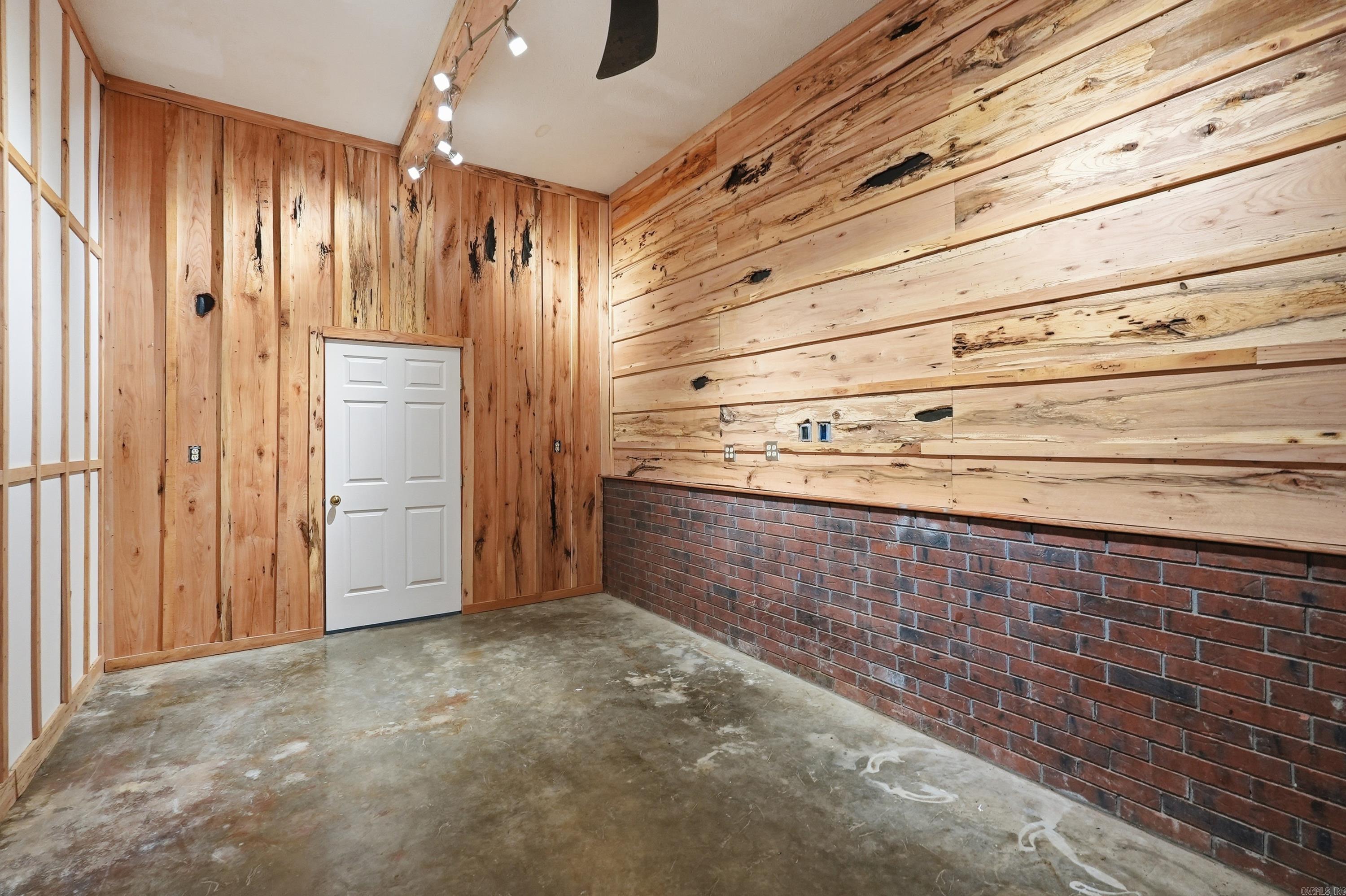 36 Par Court  Morrilton, AR