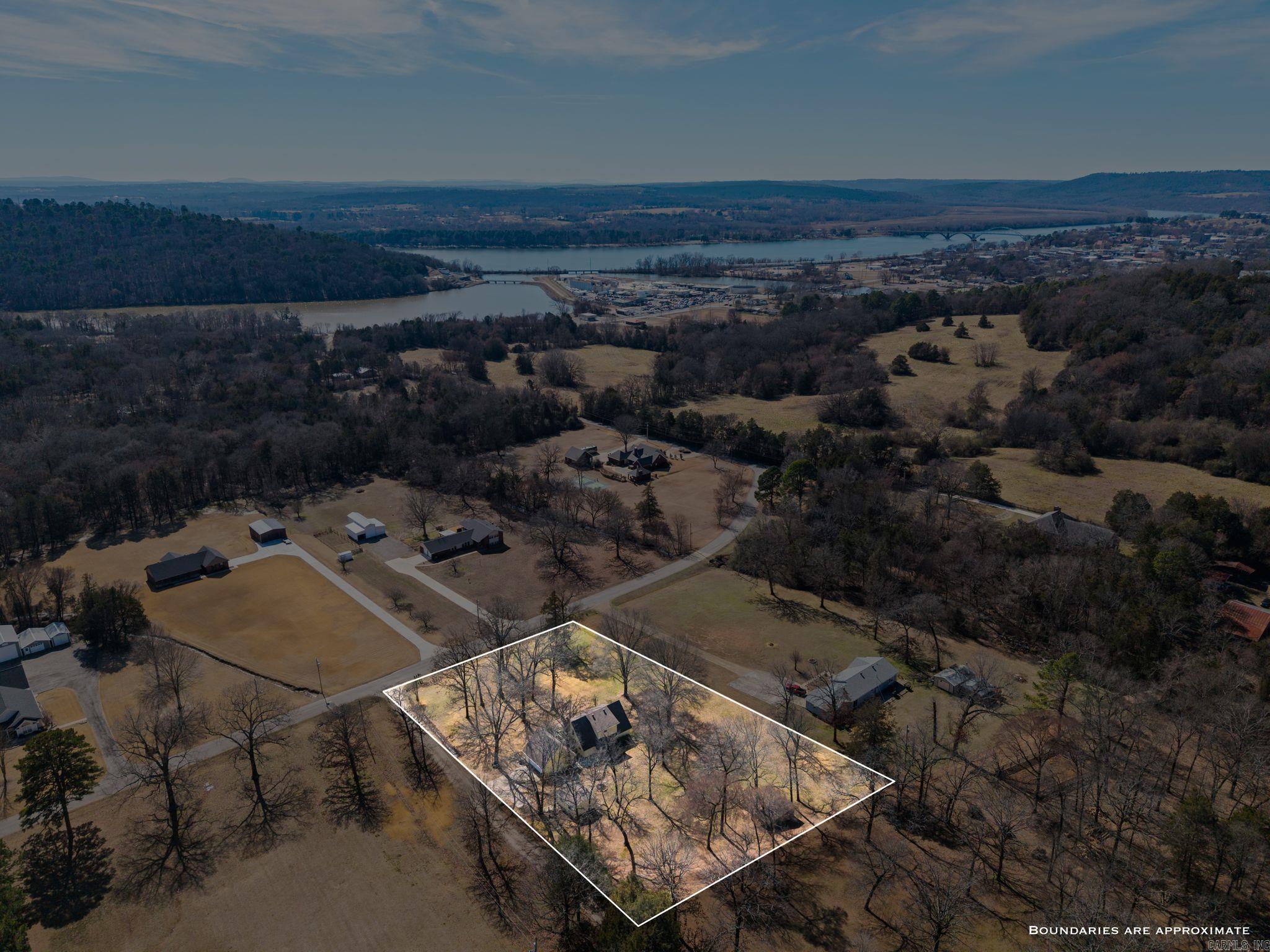 1349 Peach Orchard  Ozark, AR