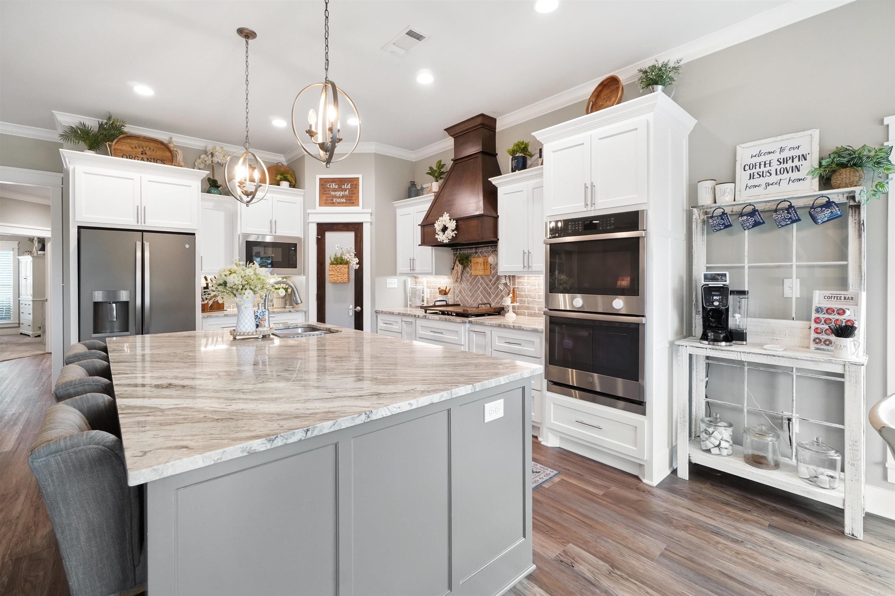 2920 Salem Oaks  Conway, AR