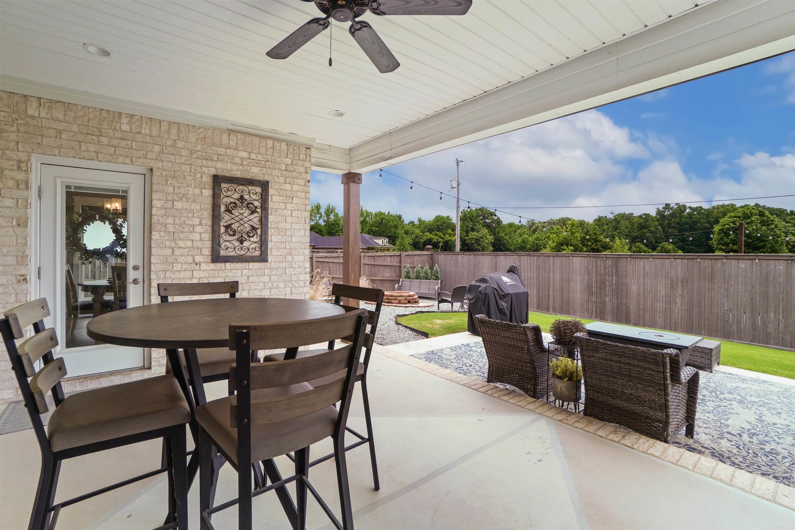 2920 Salem Oaks  Conway, AR