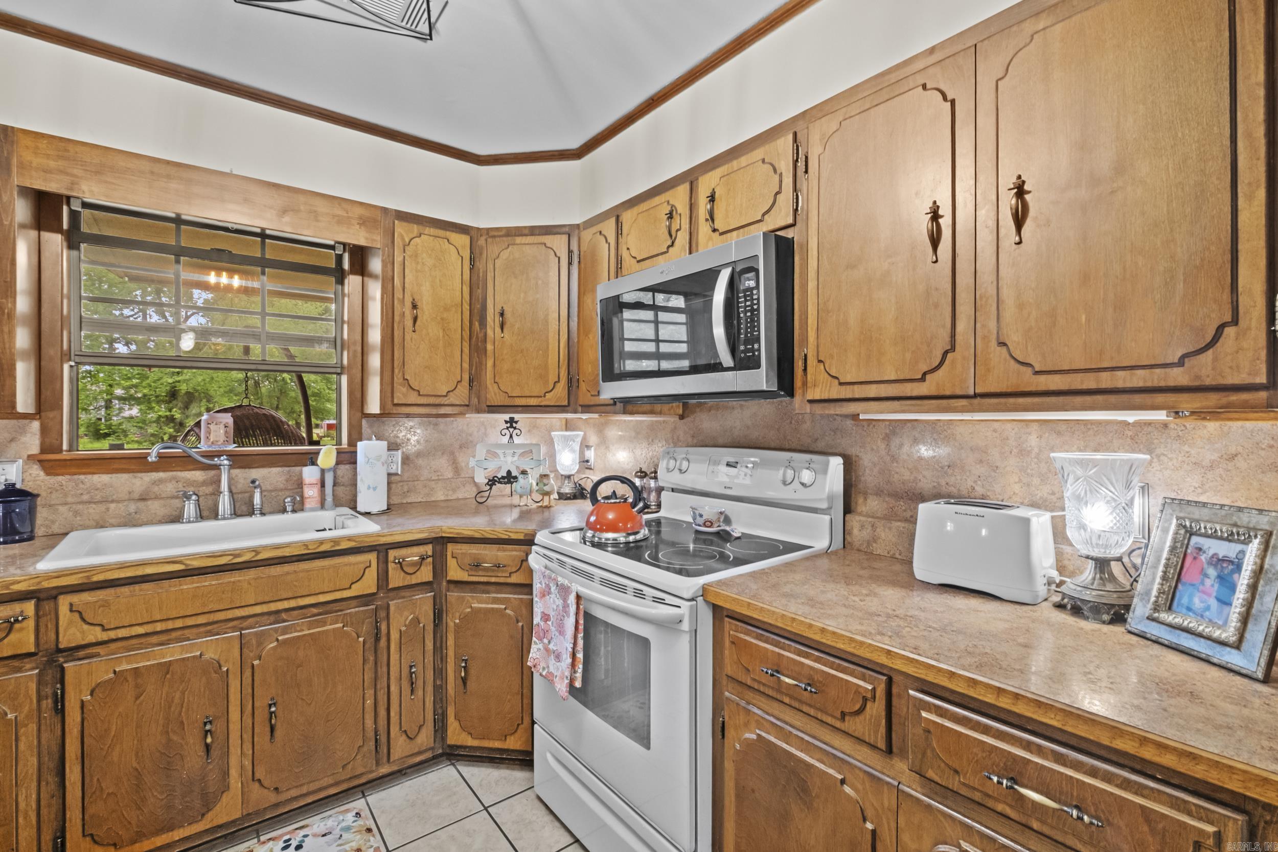 151 Pinon Searcy, AR 72143