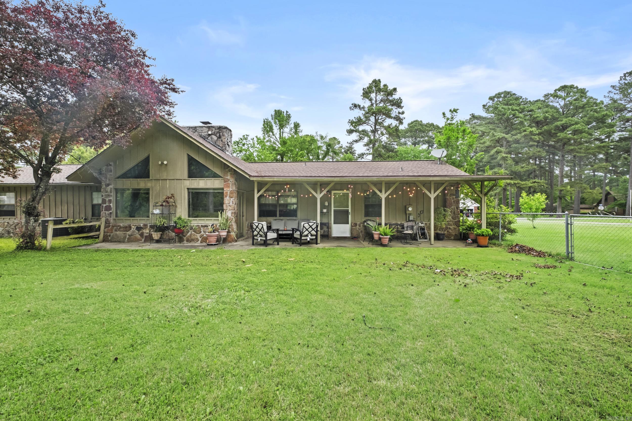 151 Pinon Searcy, AR 72143