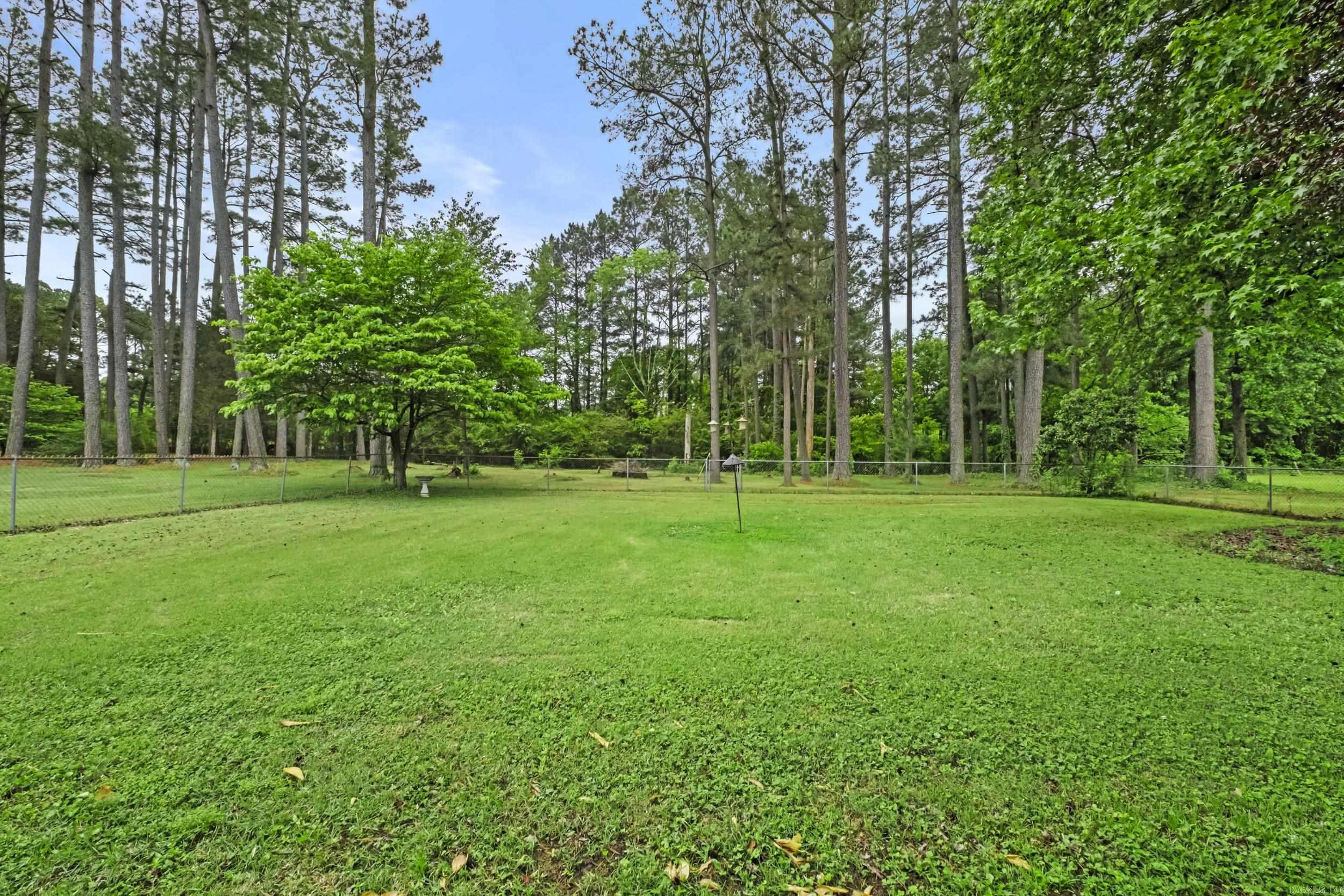 151 Pinon Searcy, AR 72143