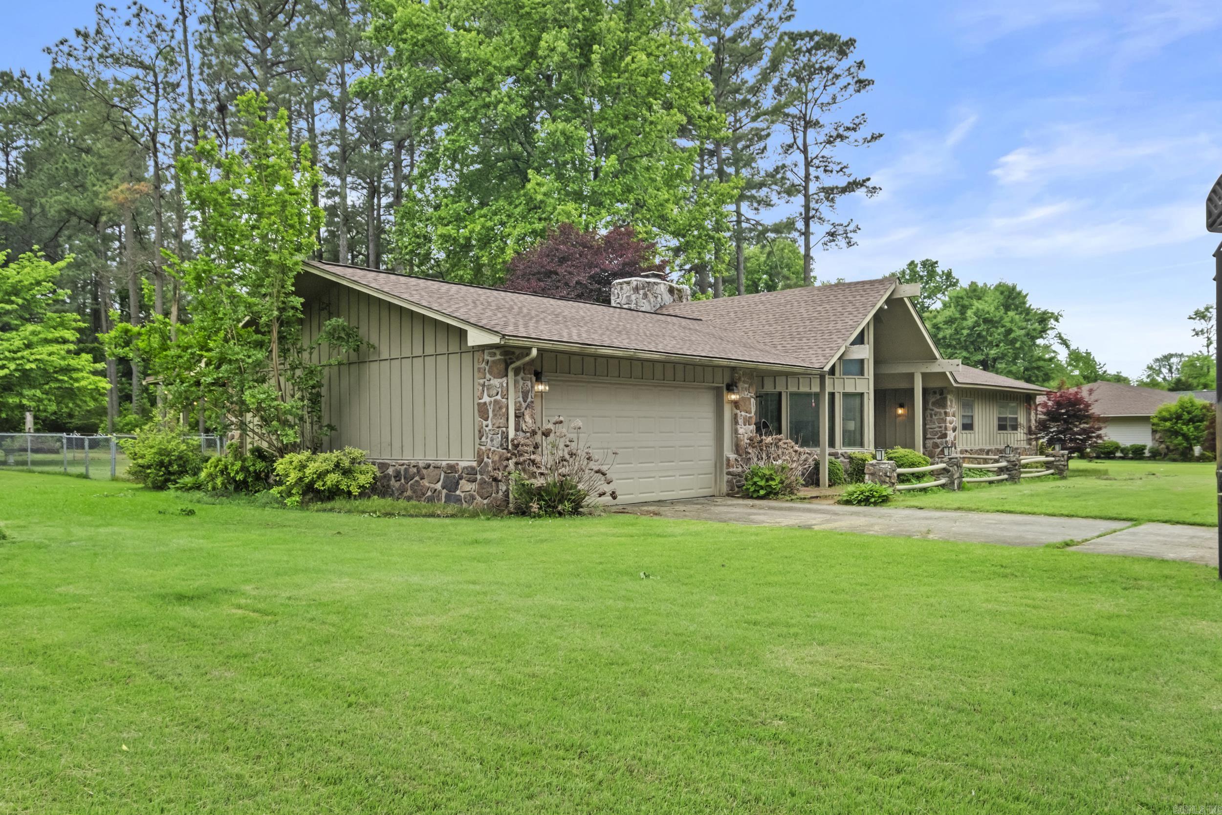 151 Pinon Searcy, AR 72143