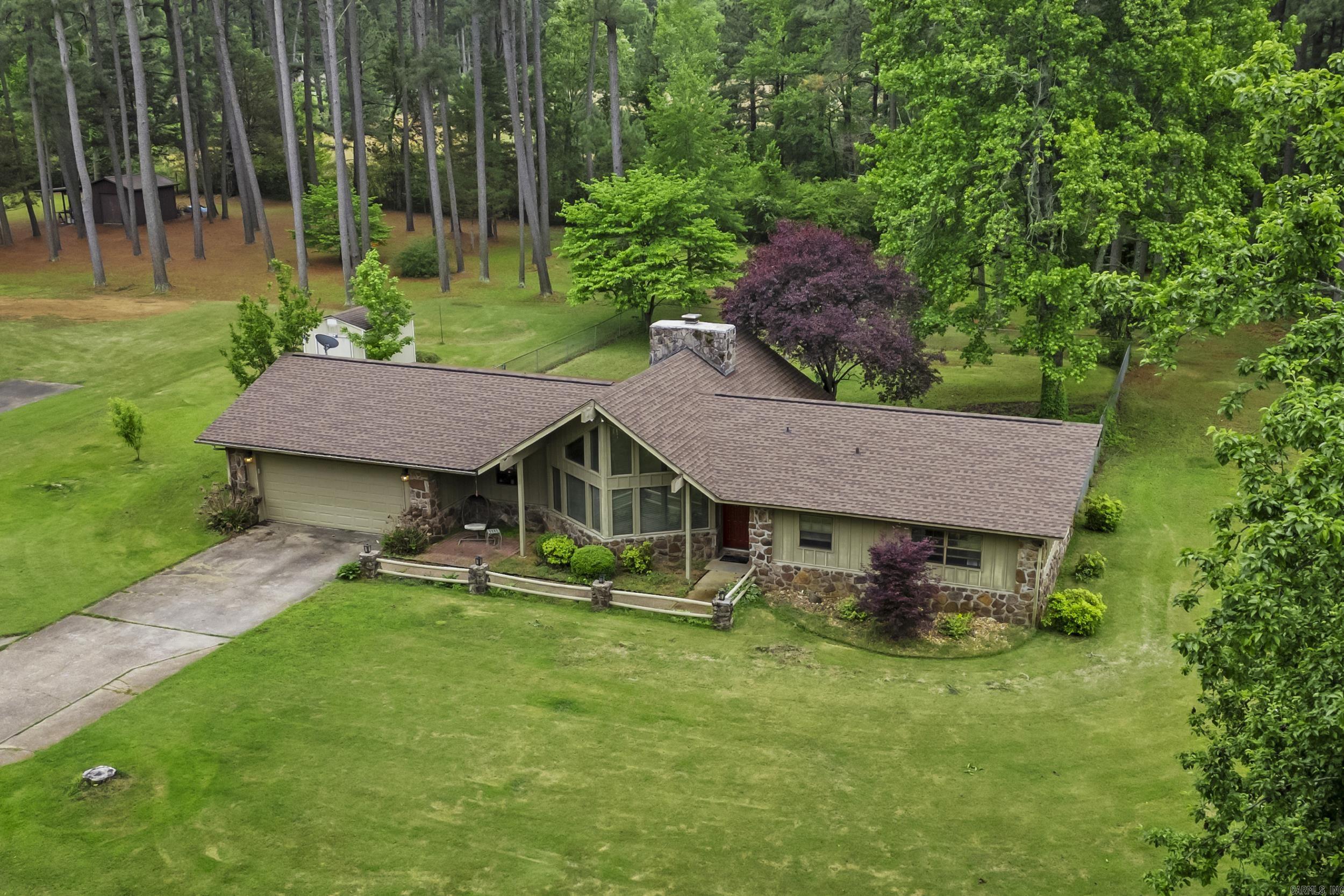 151 Pinon Searcy, AR 72143