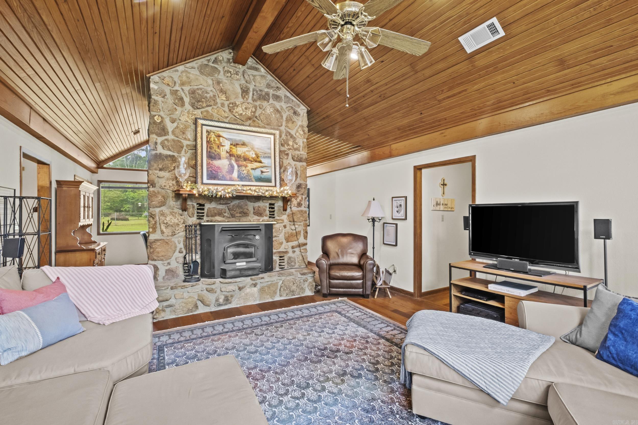 151 Pinon Searcy, AR 72143