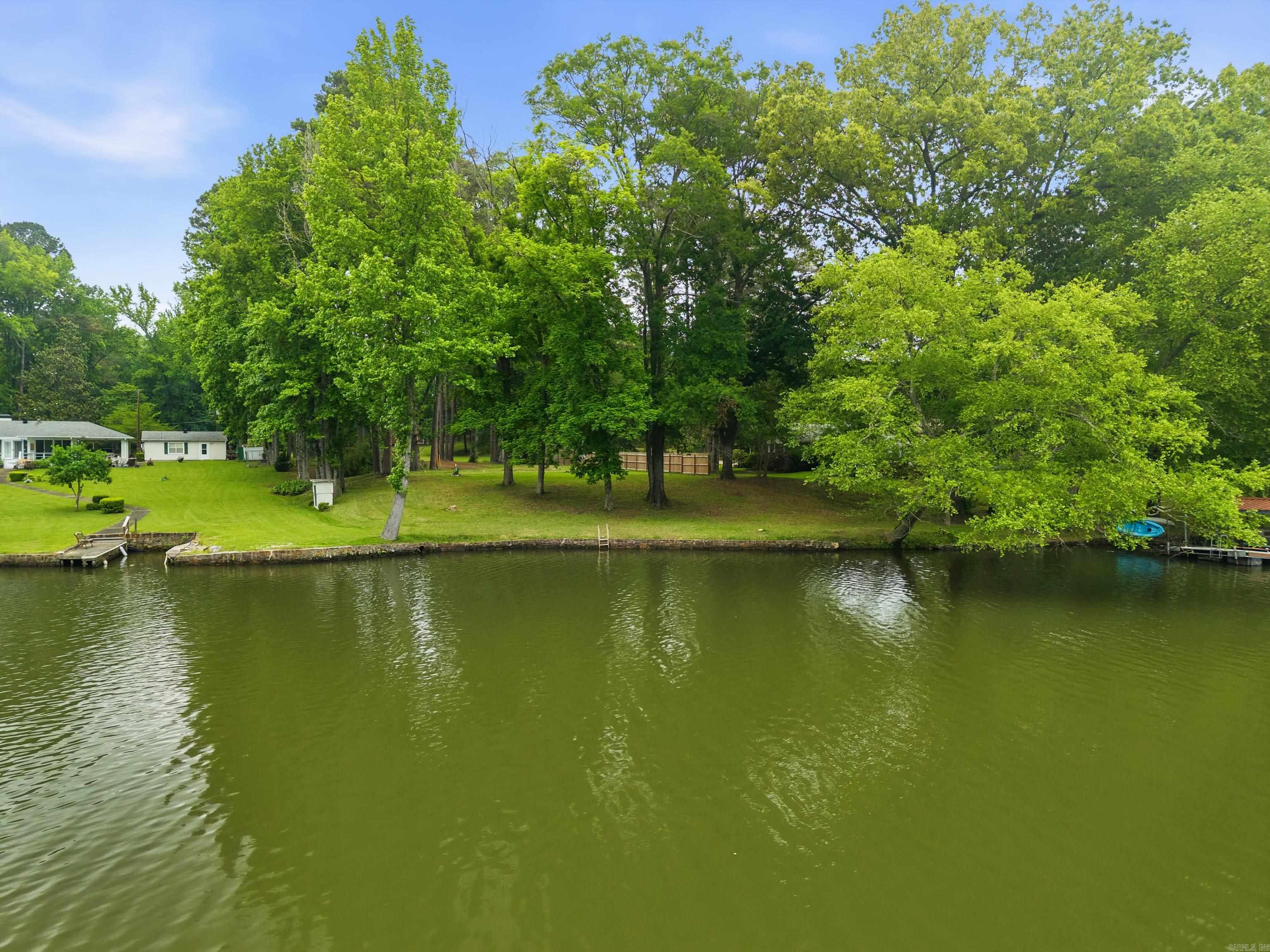 105 Snug Harbor  Hot Springs, AR