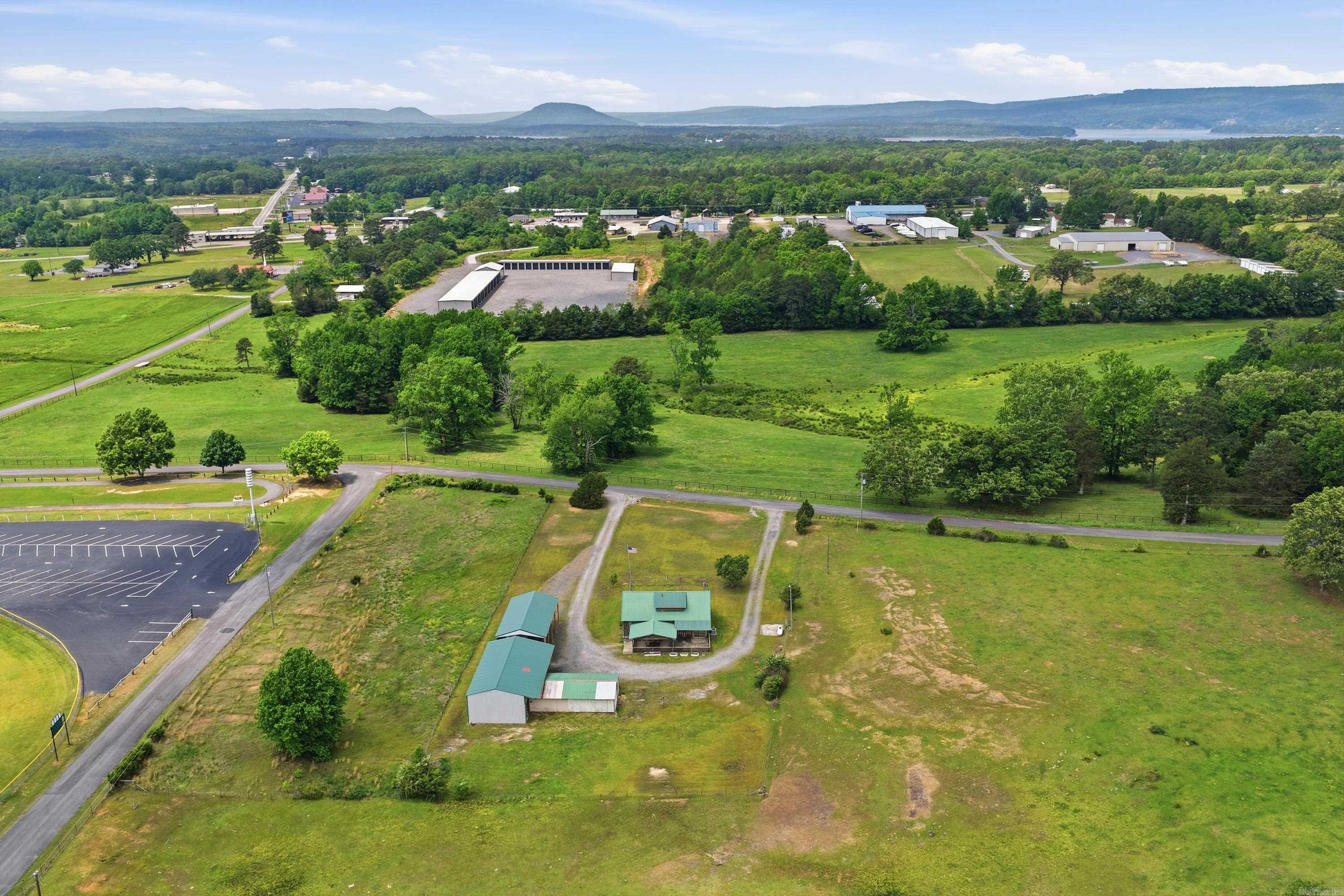 50 Obrien Dr.  Greers Ferry, AR