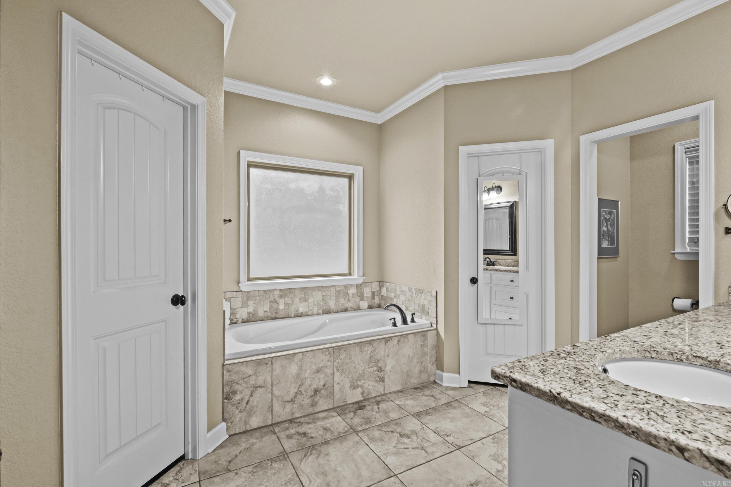 196 Forest Oak  Jacksonville, AR