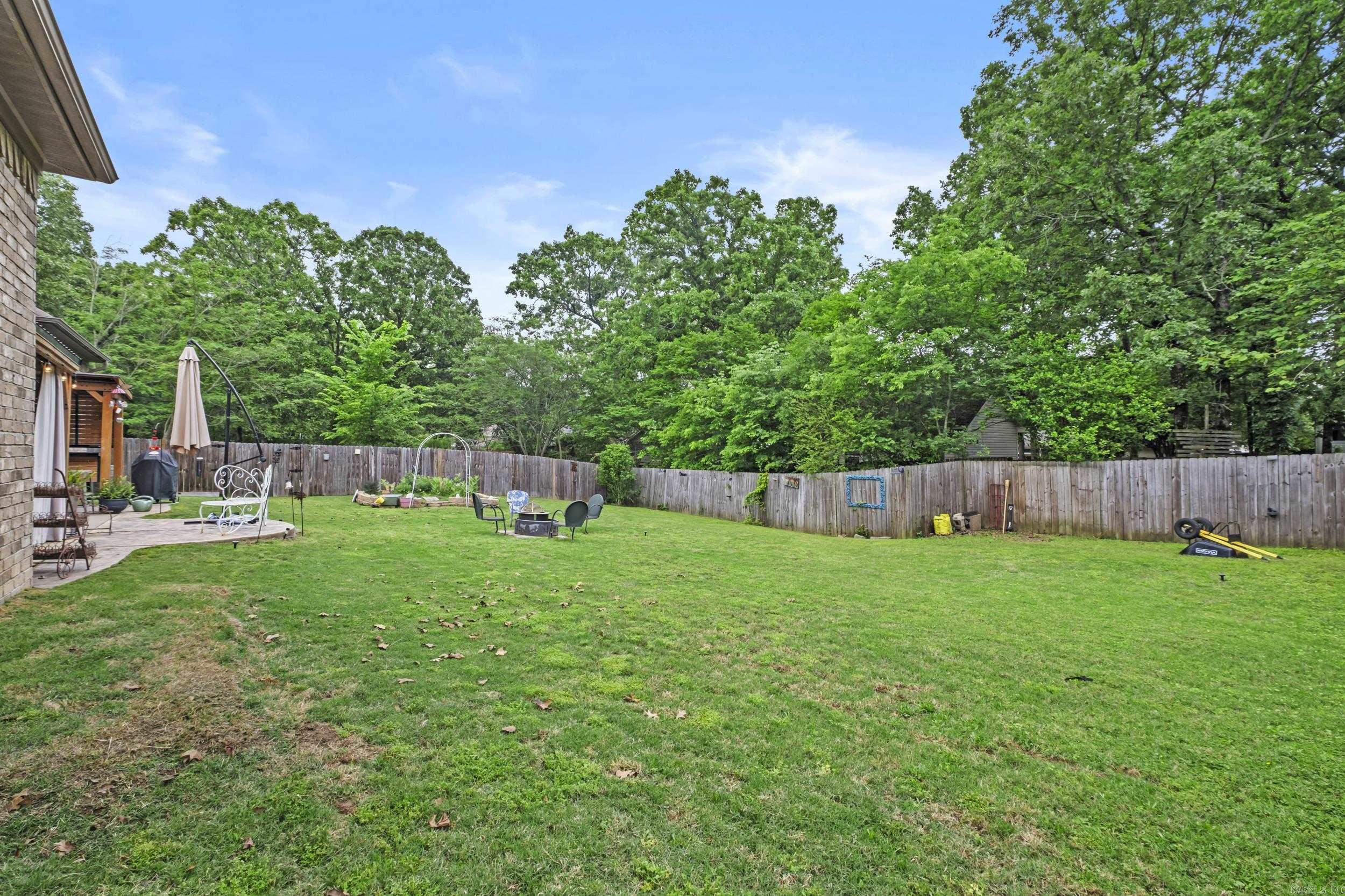 196 Forest Oak  Jacksonville, AR