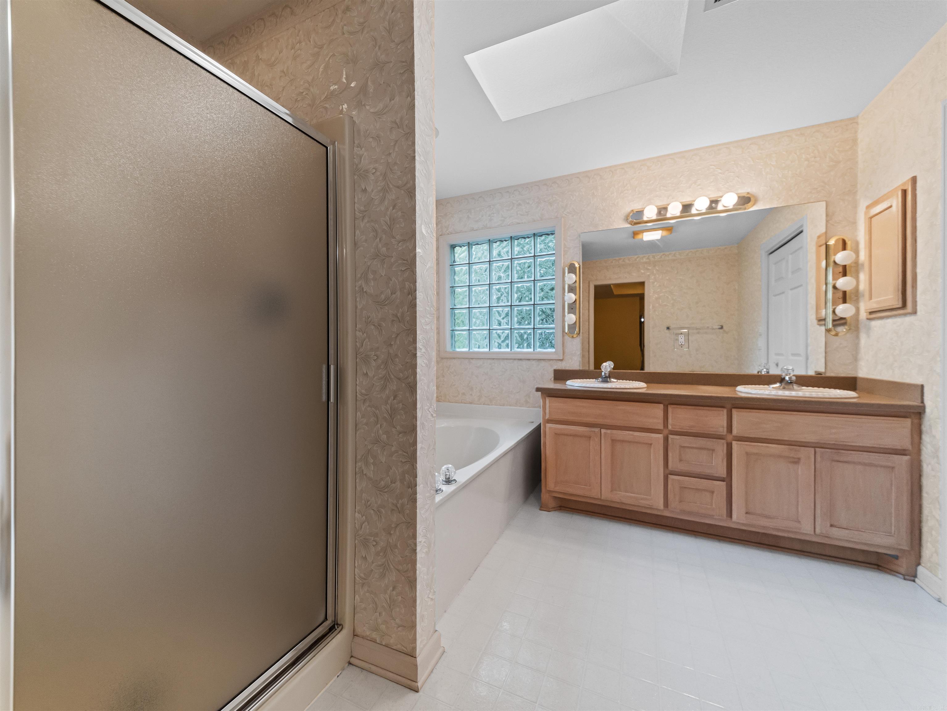27 Burgos  Hot Springs Village, AR