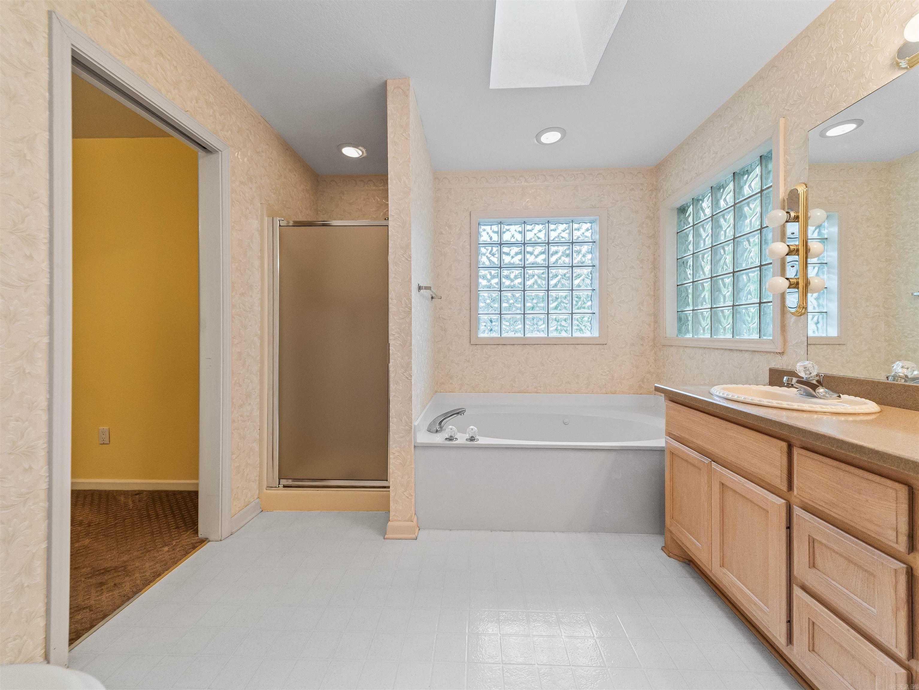 27 Burgos  Hot Springs Village, AR