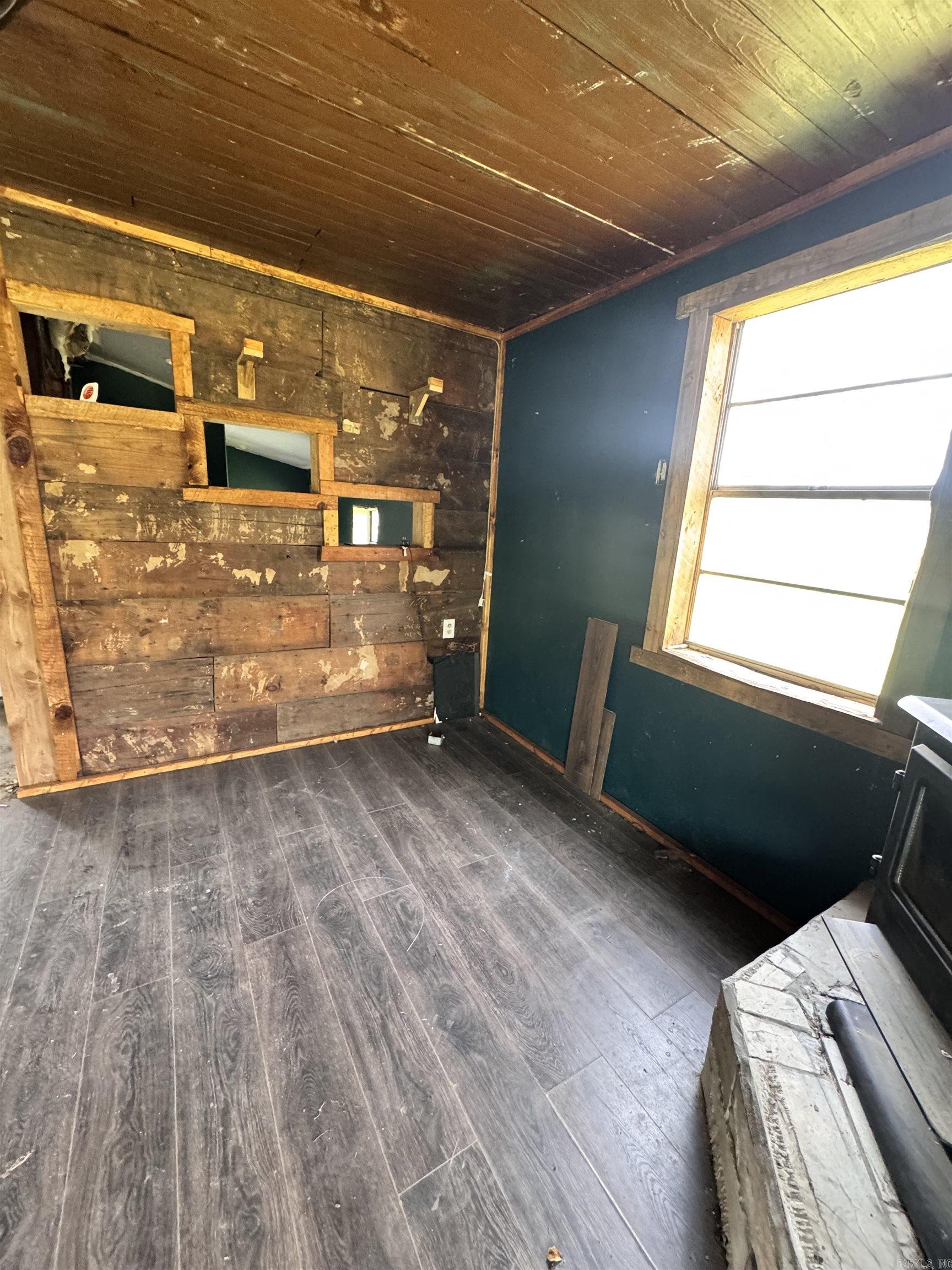 1114 S CHERRY  Altus, AR