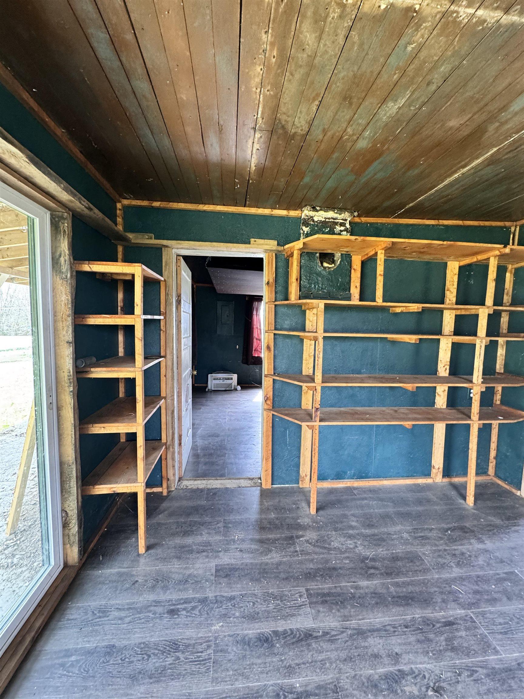 1114 S CHERRY  Altus, AR
