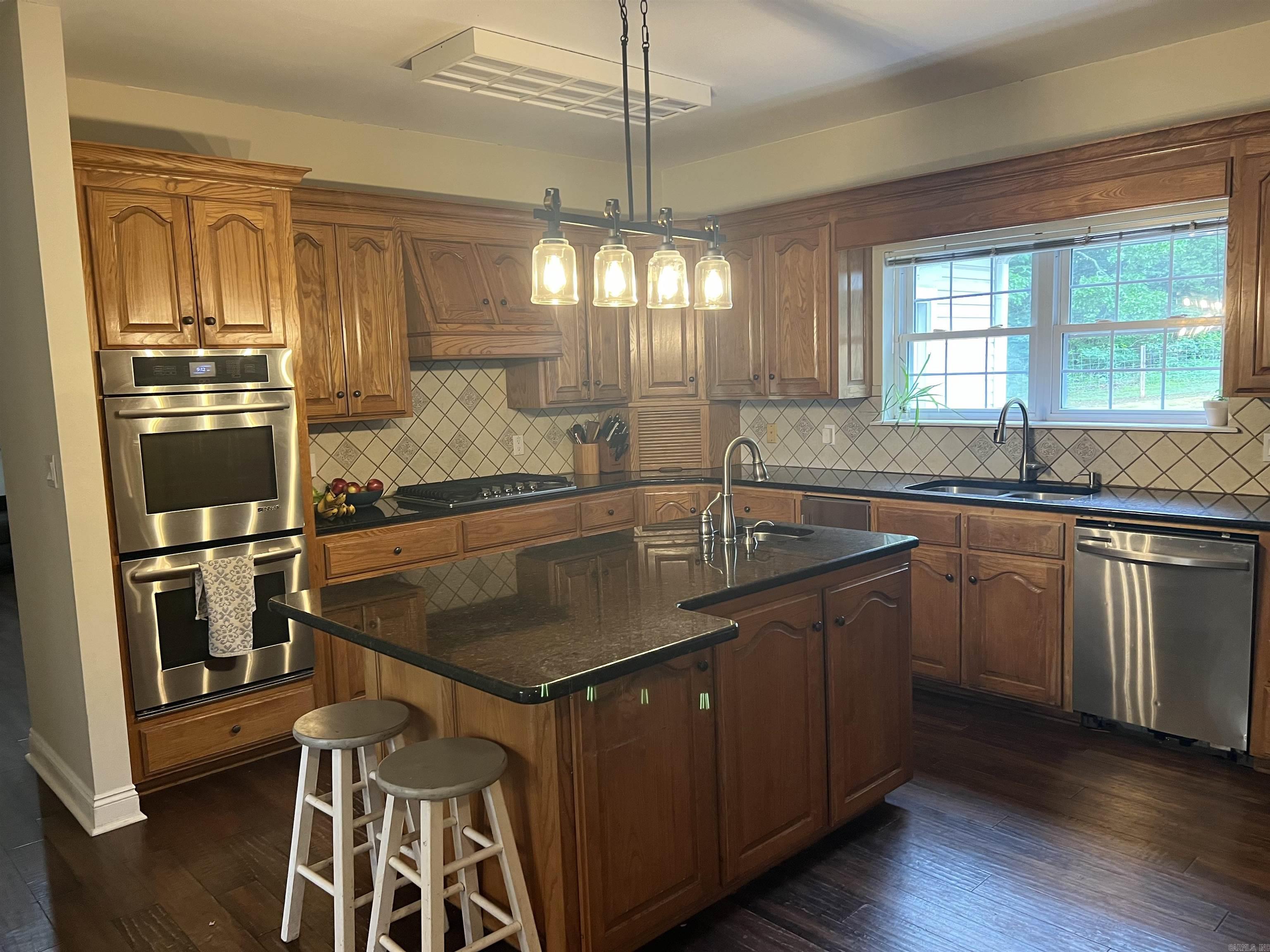 1155 LISA LANE Conway, AR 72034