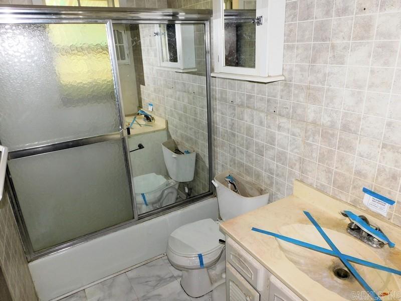 106 KING ARTHUR  Hot Springs, AR