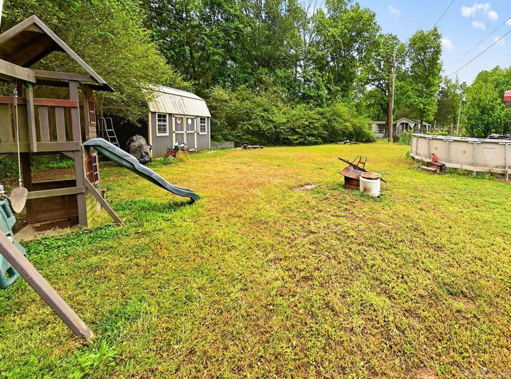 581 Pinewood  Clinton, AR