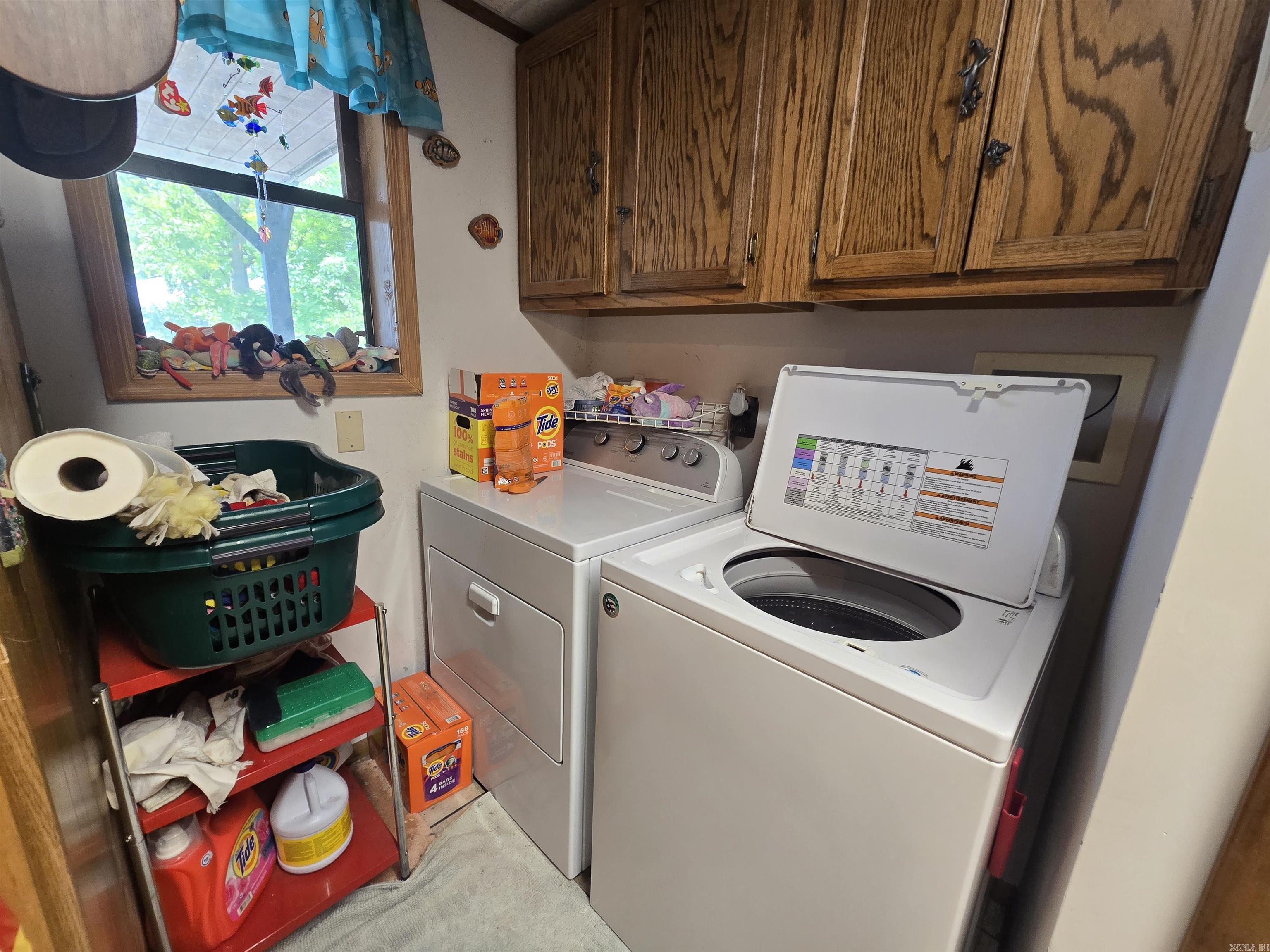1535 MC 142  Oakland, AR