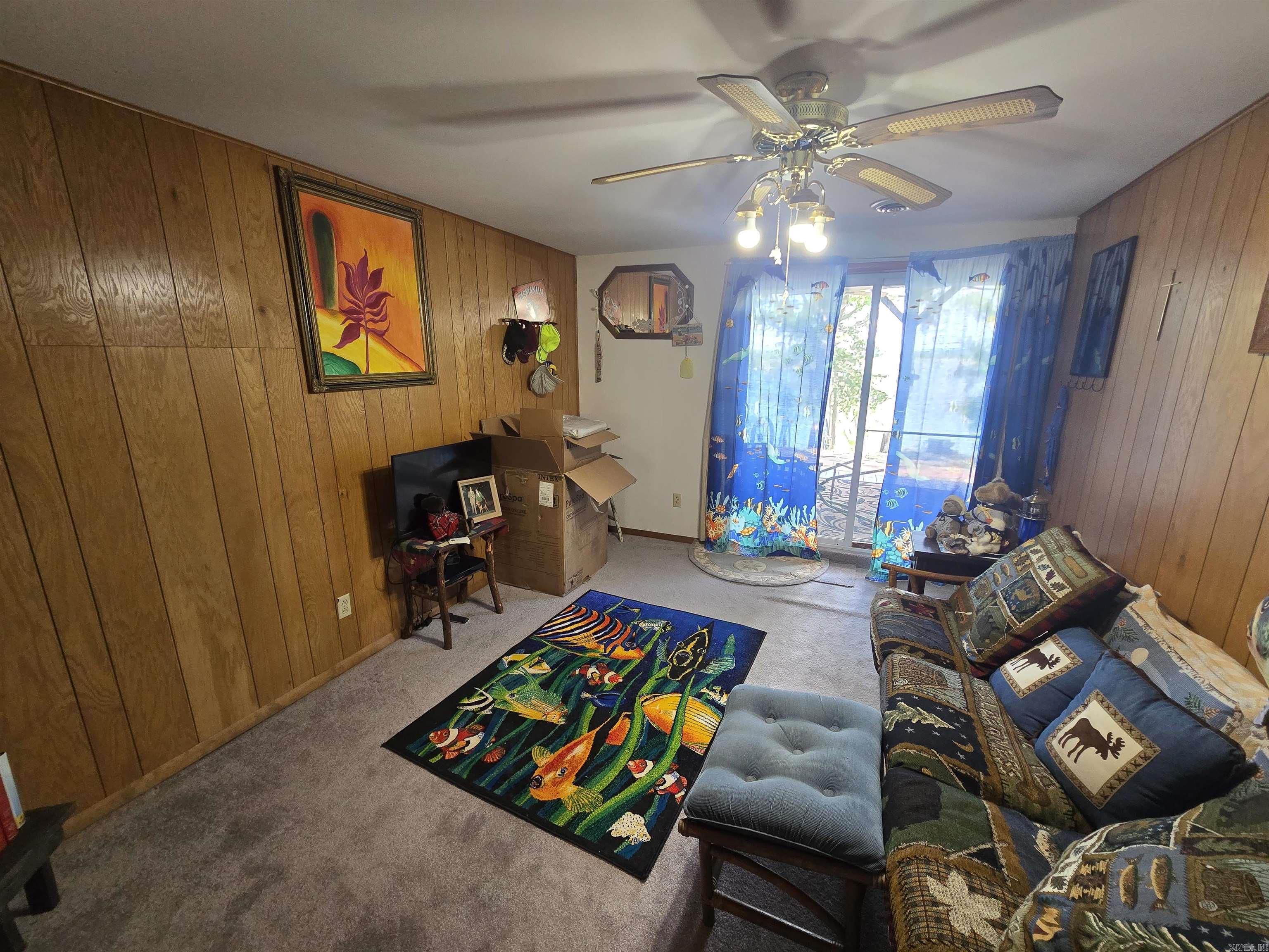 1535 MC 142  Oakland, AR