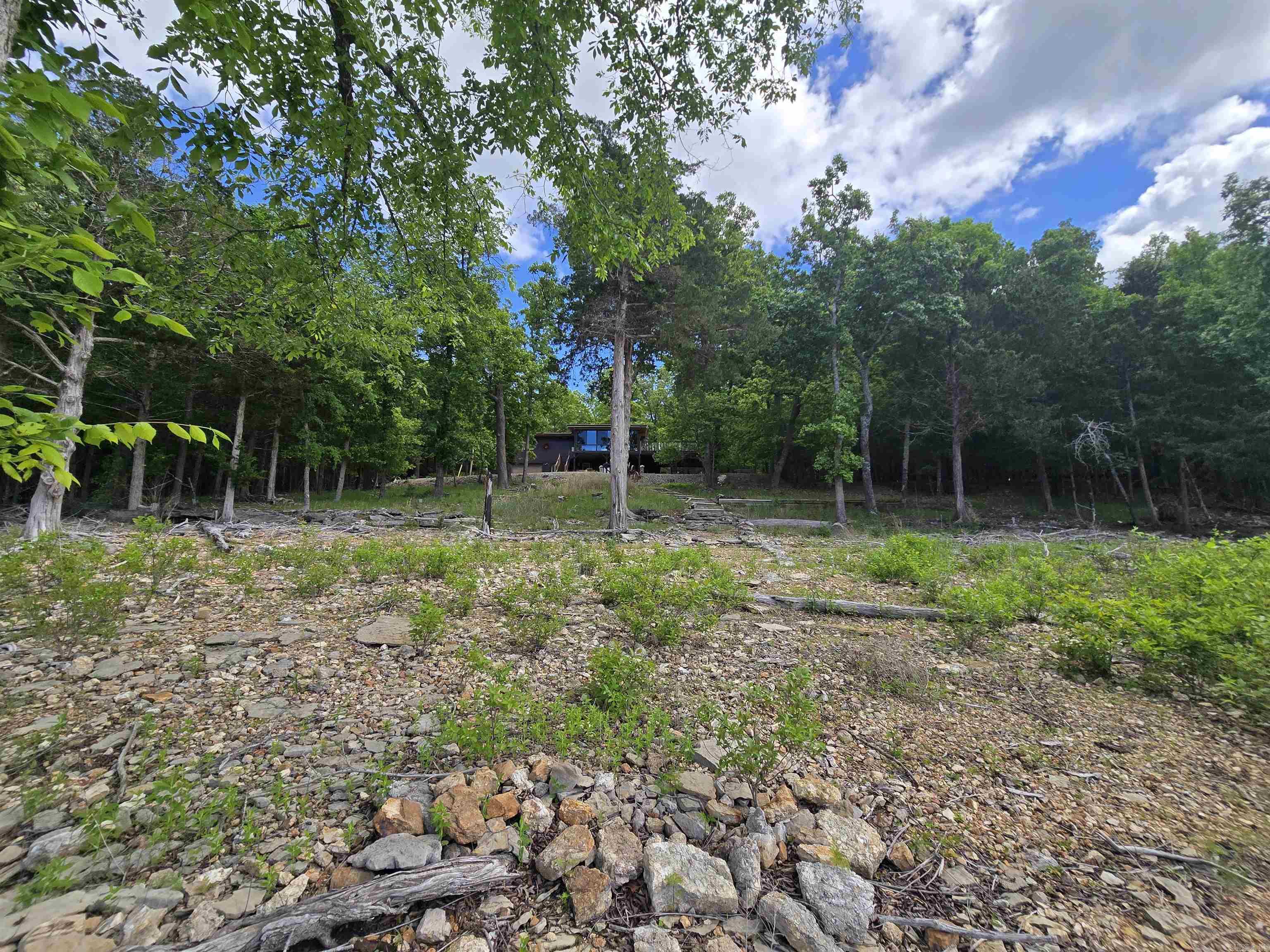 1535 MC 142  Oakland, AR