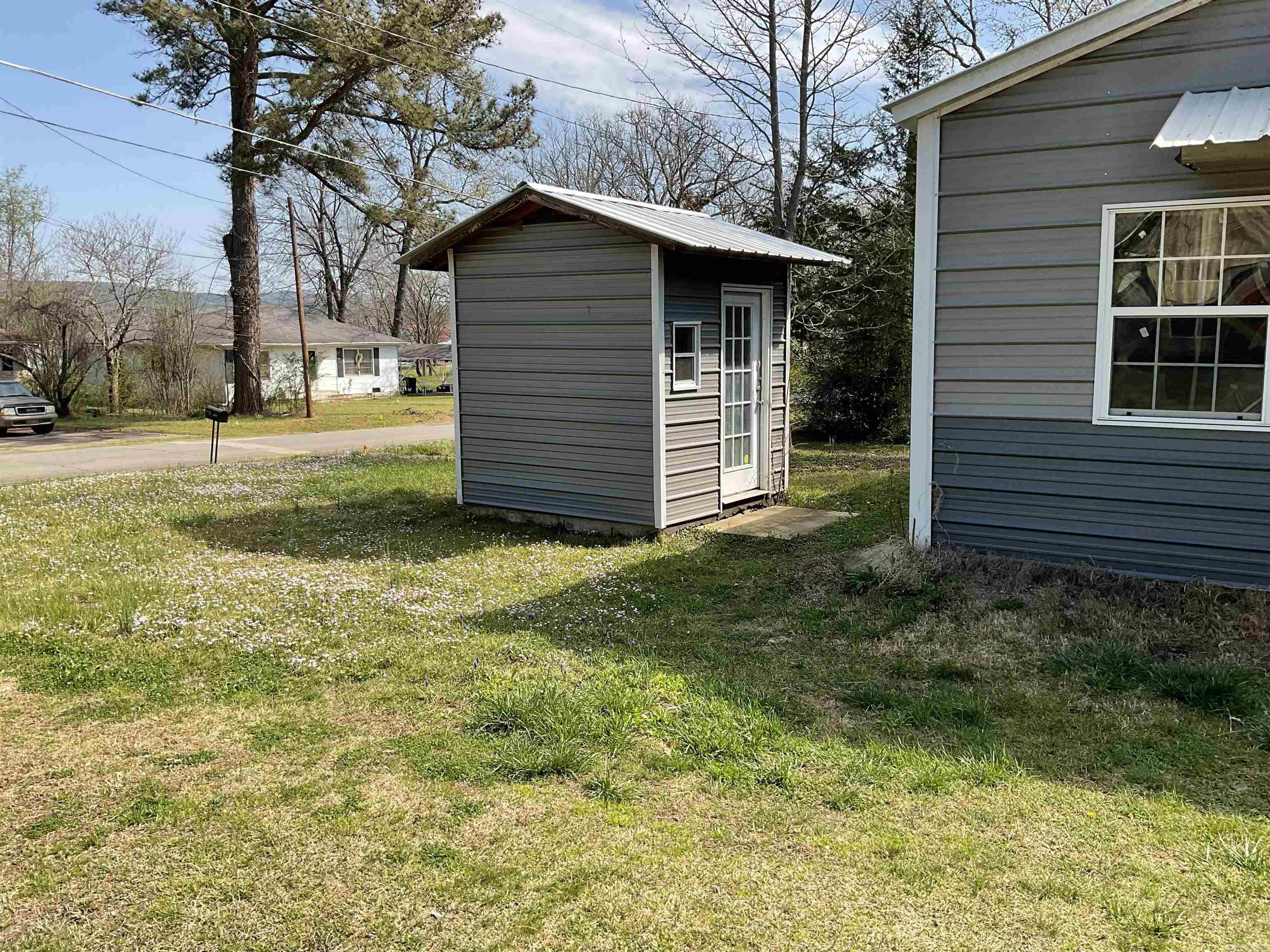 669 Fraser  Clinton, AR