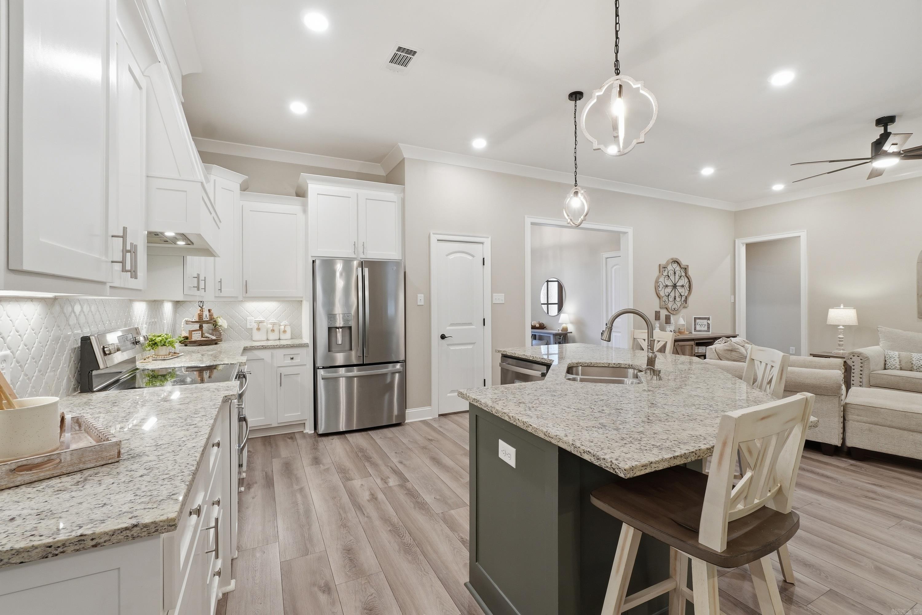8 Diamond Ice Ln  Greenbrier, AR