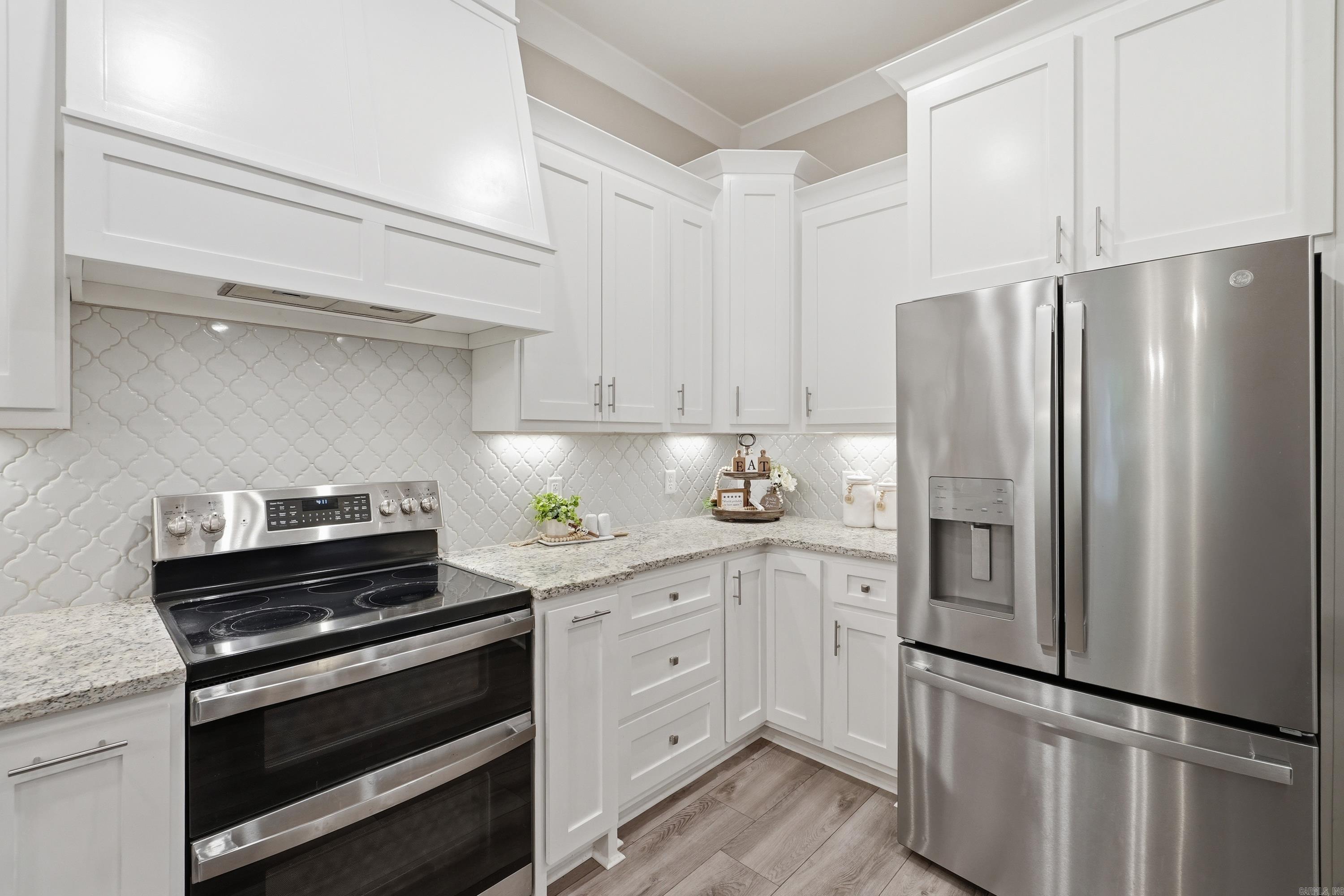 8 Diamond Ice Ln  Greenbrier, AR