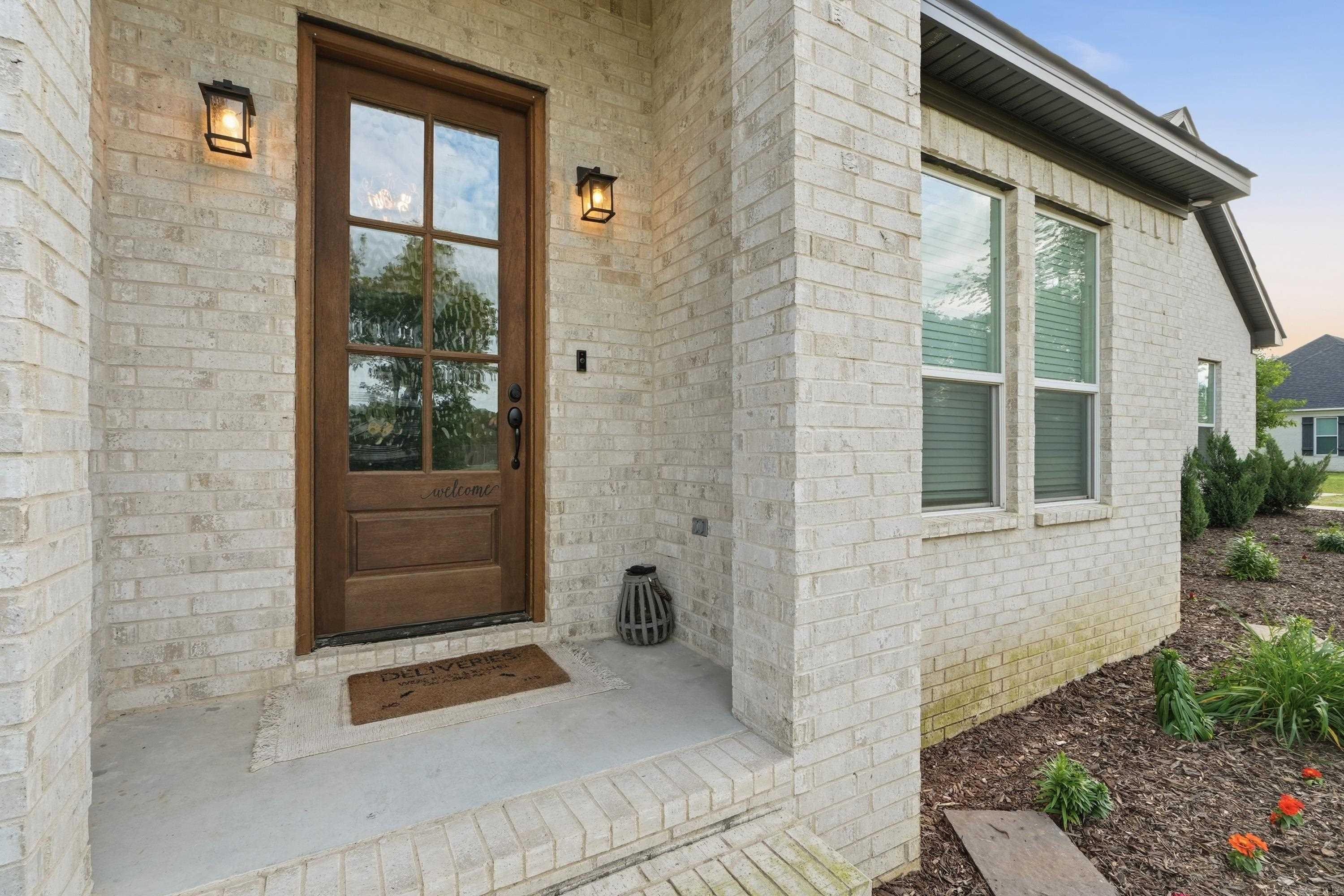 8 Diamond Ice Ln  Greenbrier, AR