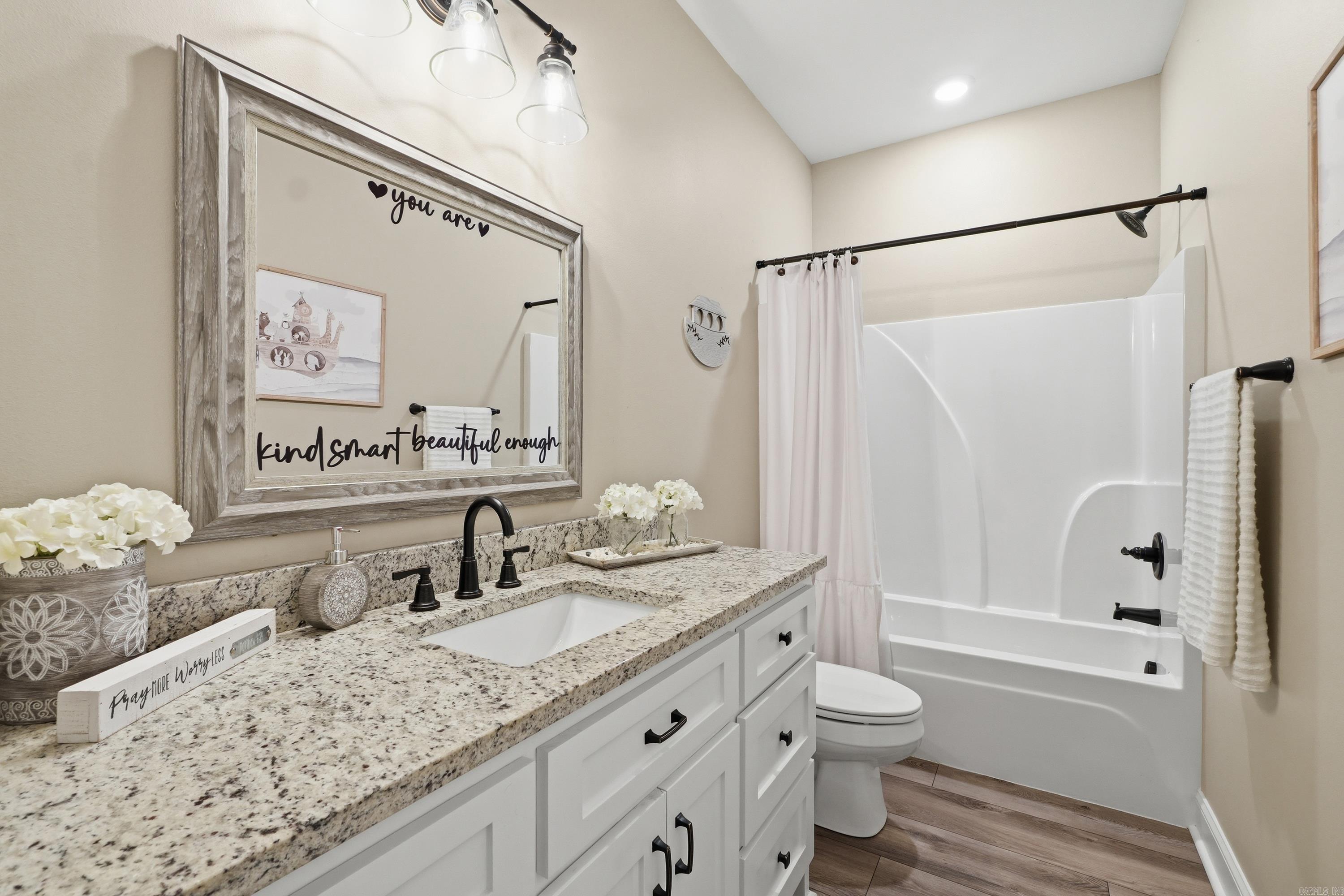 8 Diamond Ice Ln  Greenbrier, AR