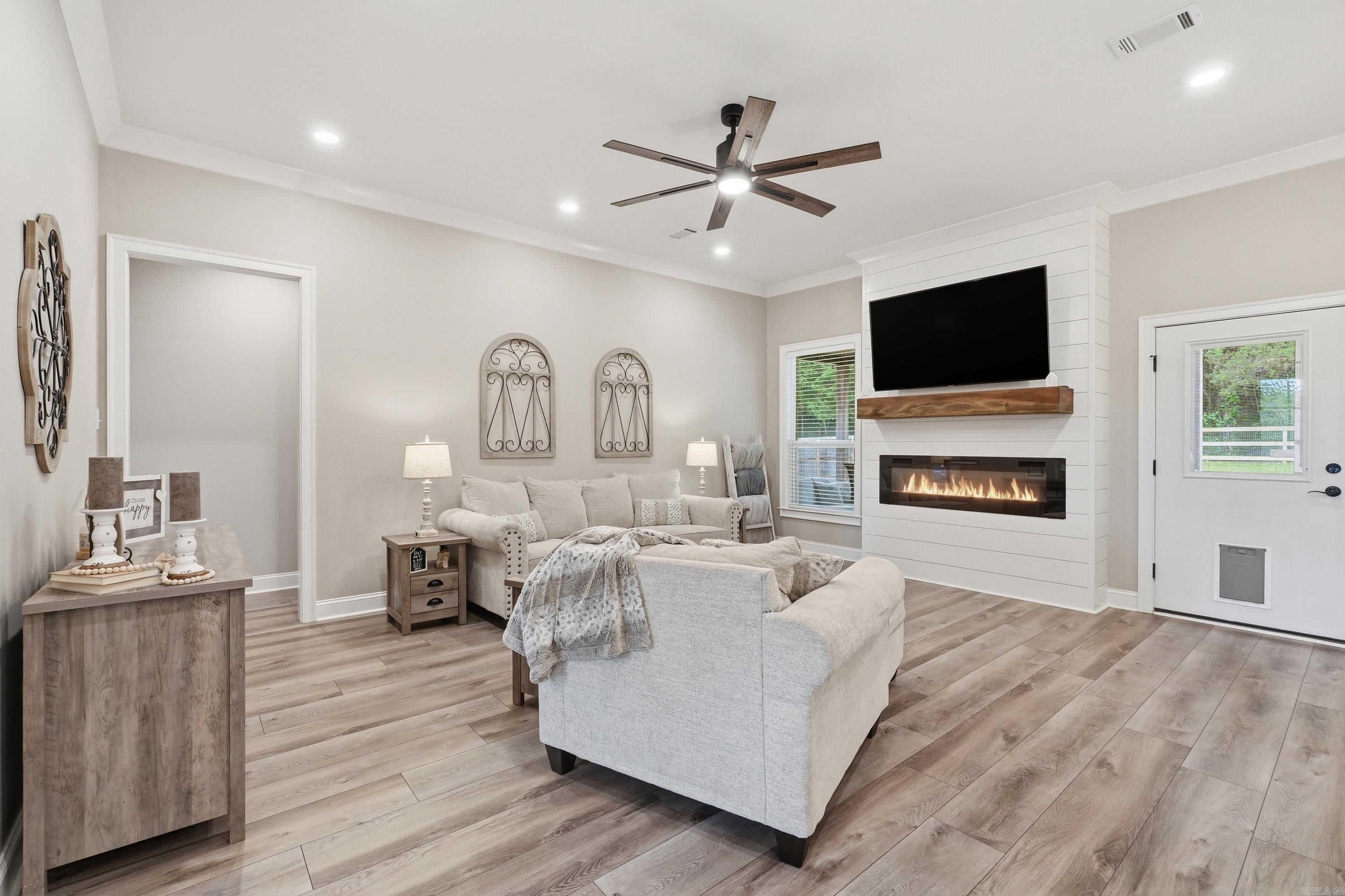 8 Diamond Ice Ln  Greenbrier, AR
