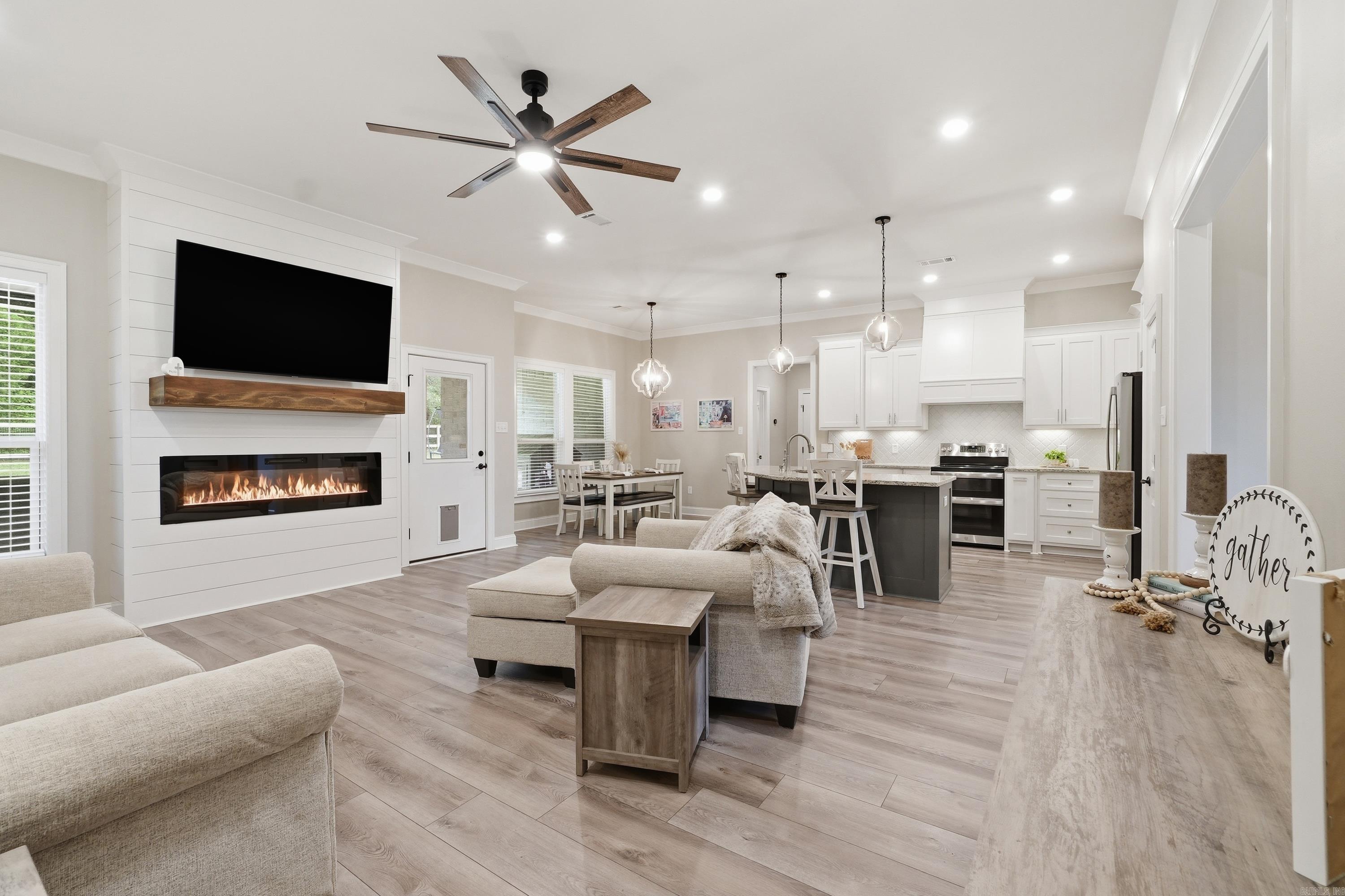 8 Diamond Ice Ln  Greenbrier, AR