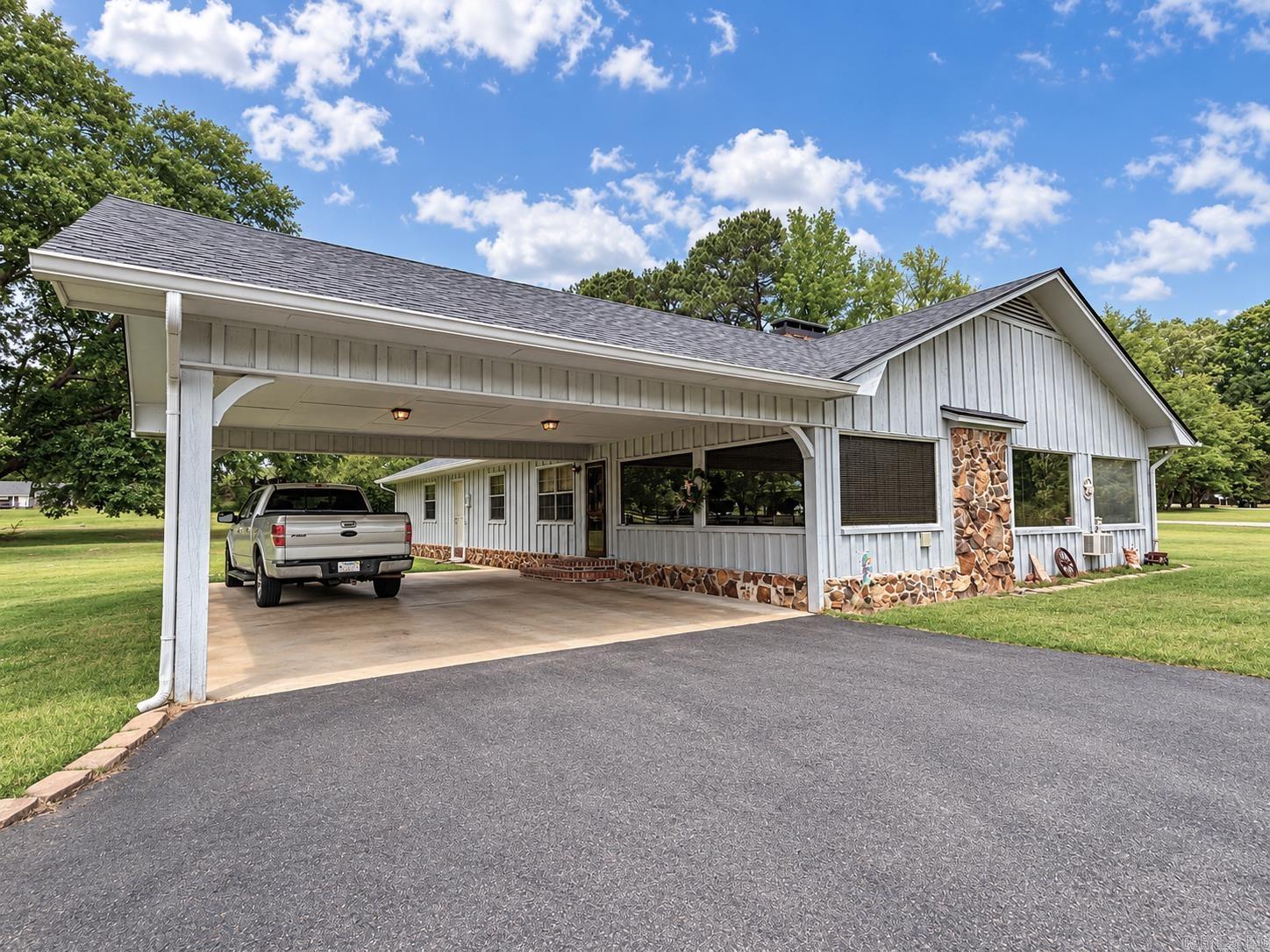 25 Sites Drive Sheridan, AR 72150