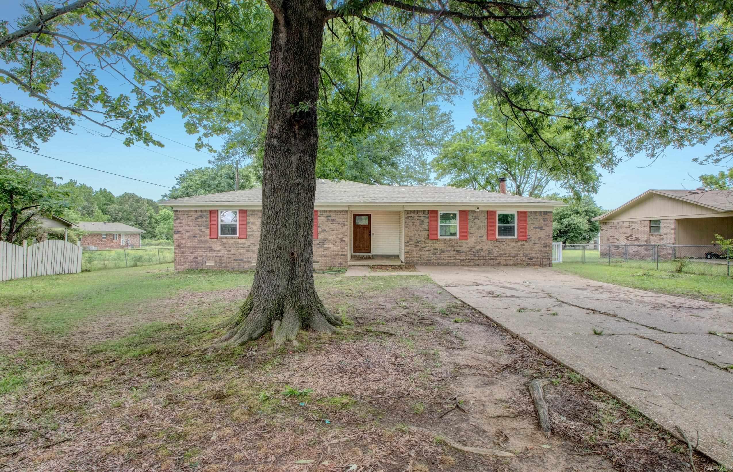 609 Meadow Cir  Beebe, AR