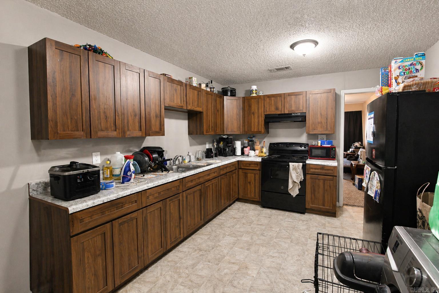 2301 & 2303 Brown St Little Rock, AR 72204