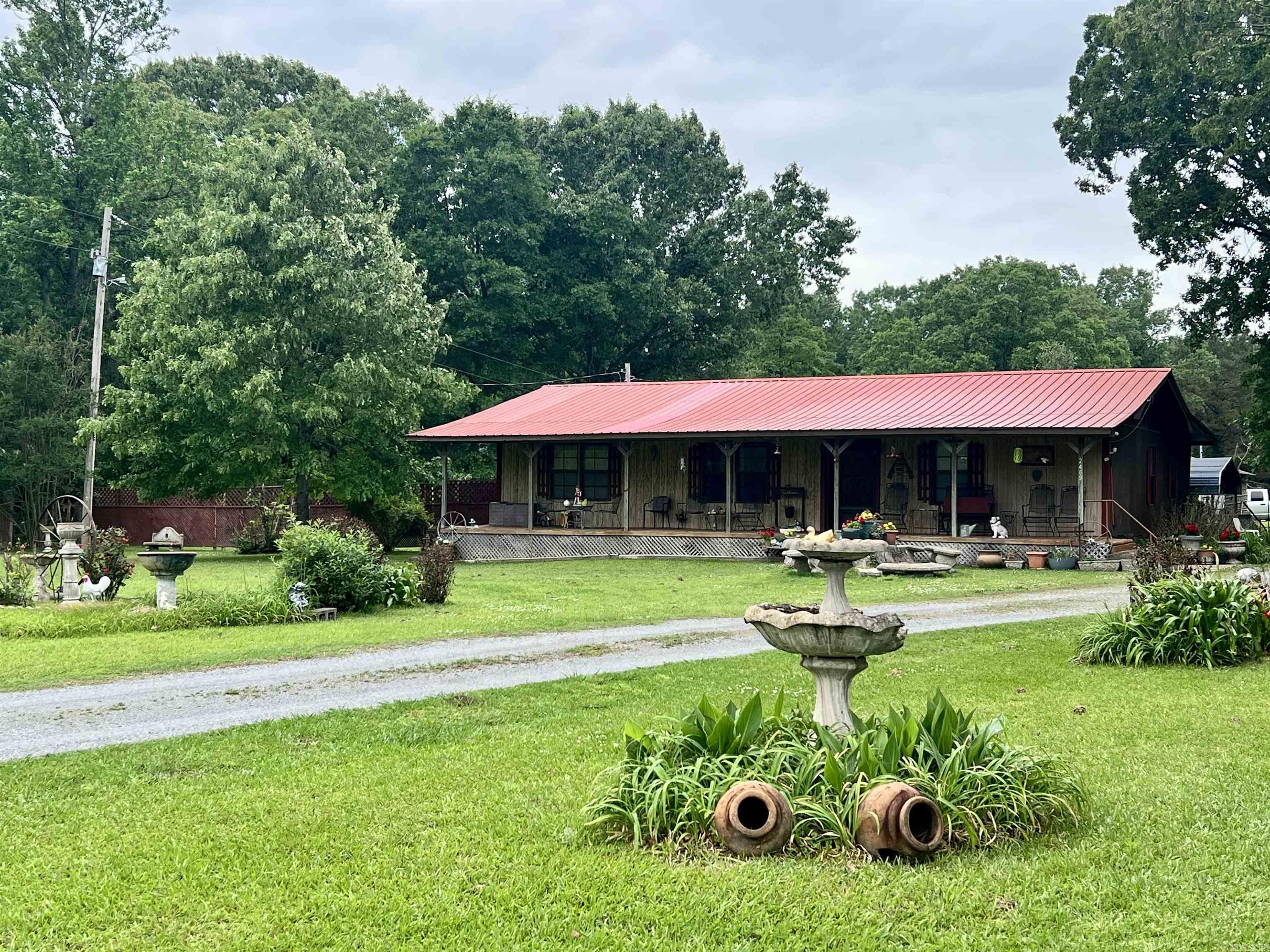 2471 W state 212  Star City, AR