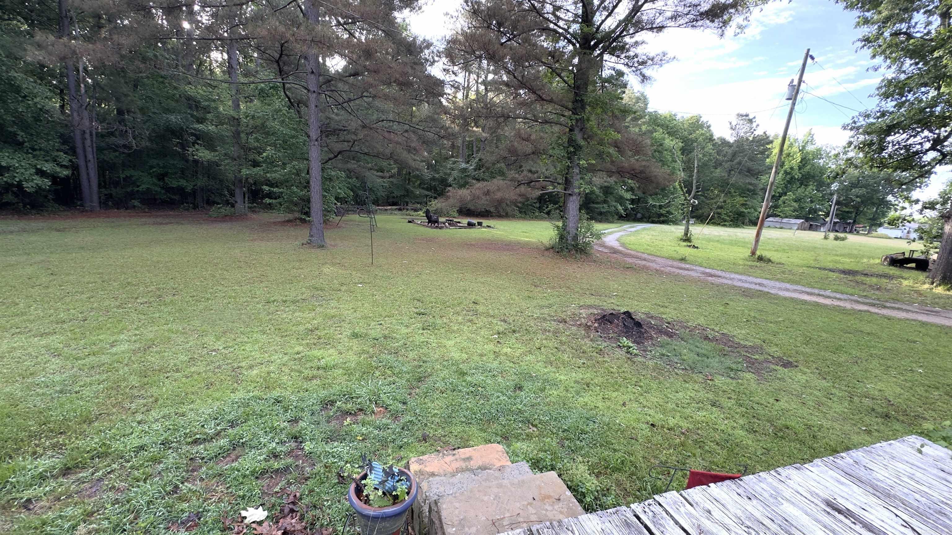 2471 W state 212  Star City, AR