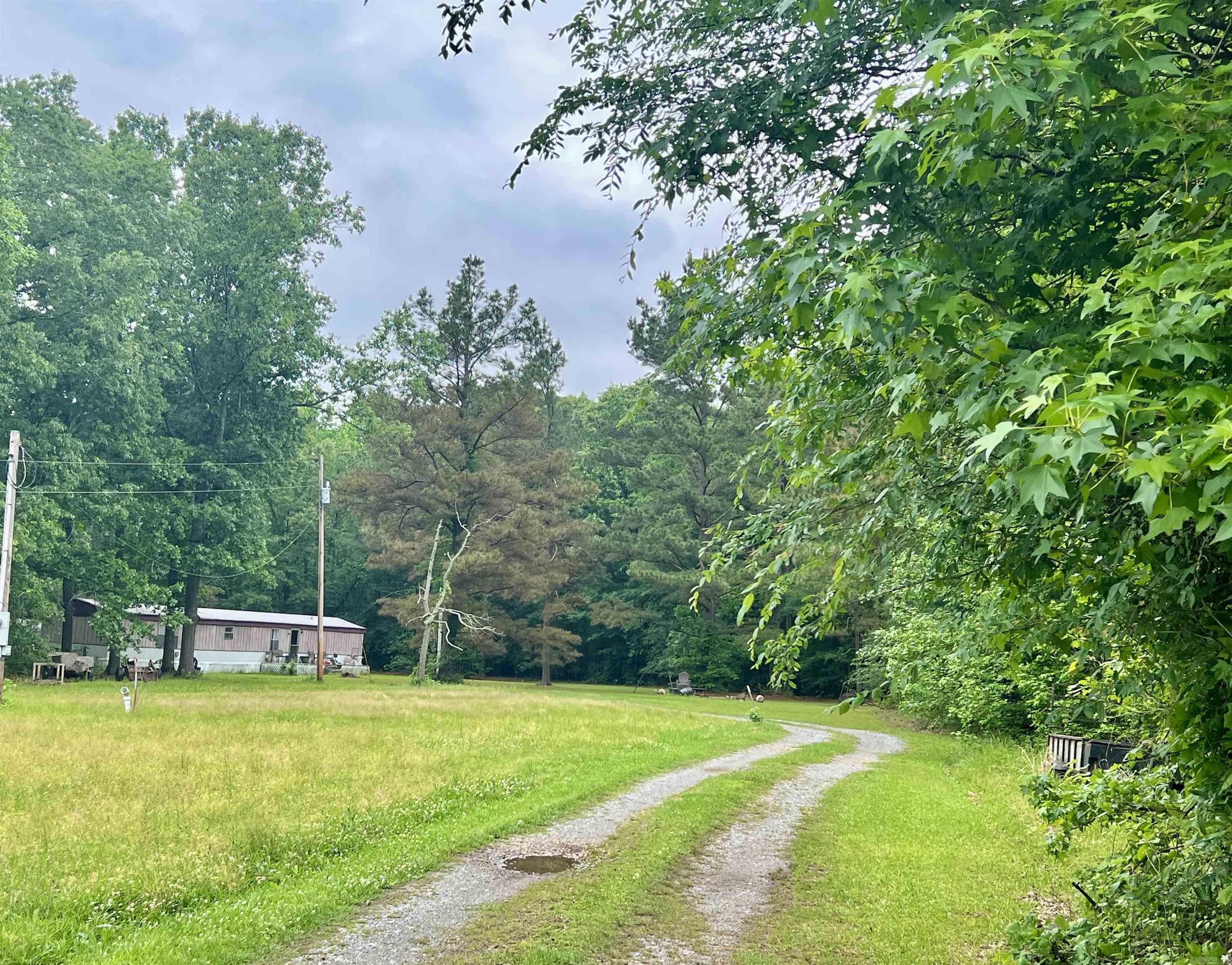 2471 W state 212  Star City, AR