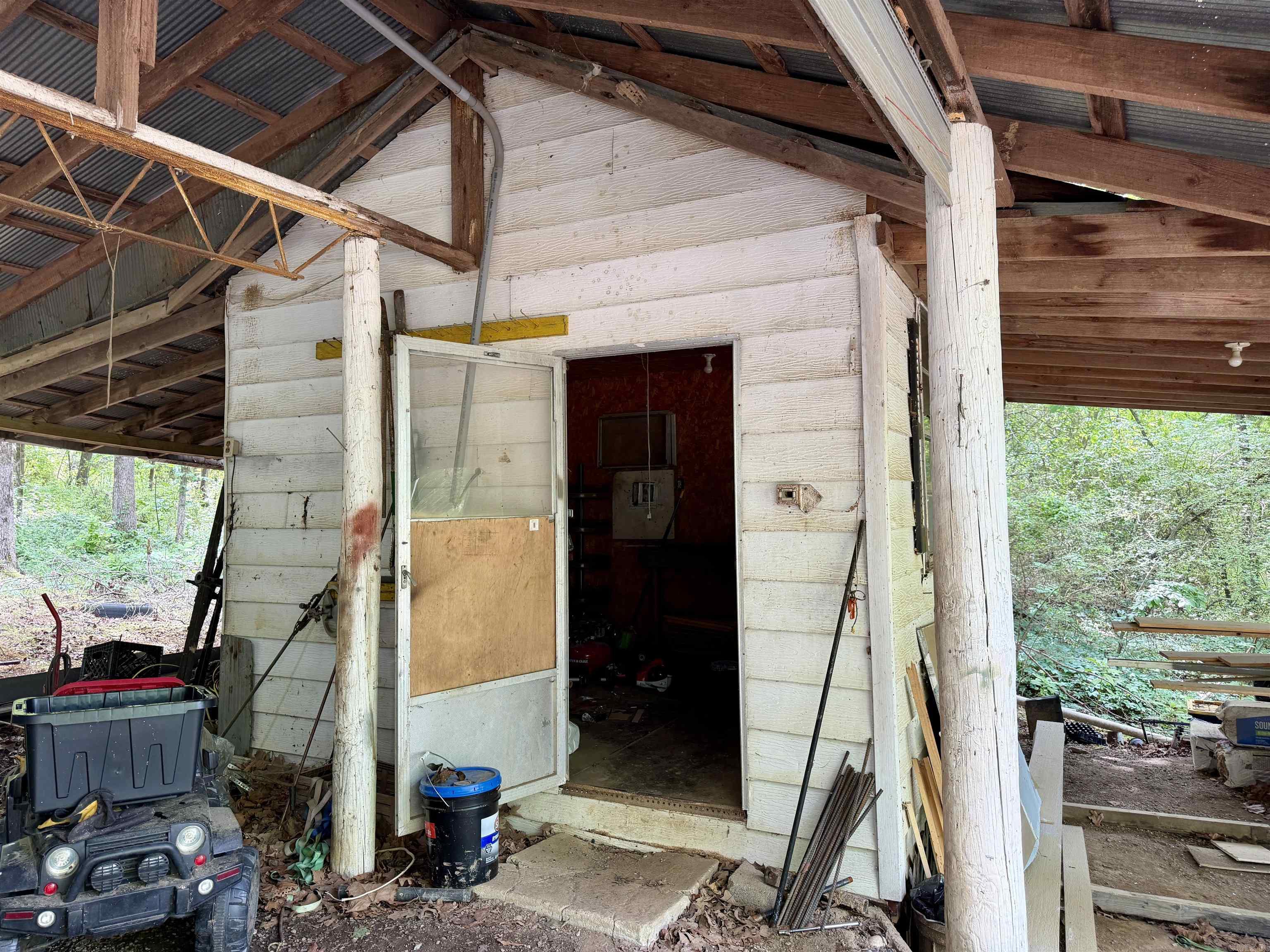 208 County Road 2228  Hartman, AR