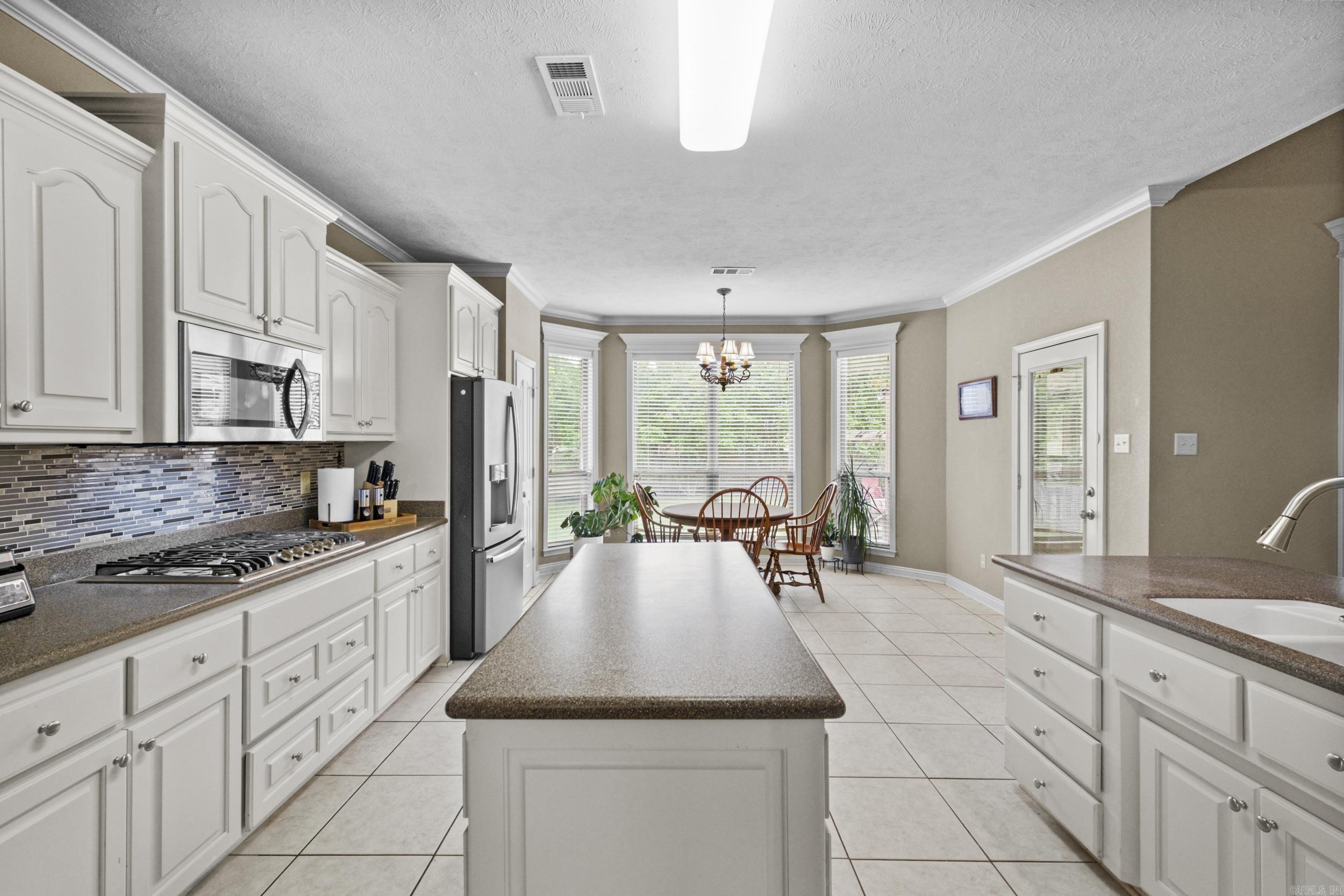 12 Cumberland Cv  Cabot, AR
