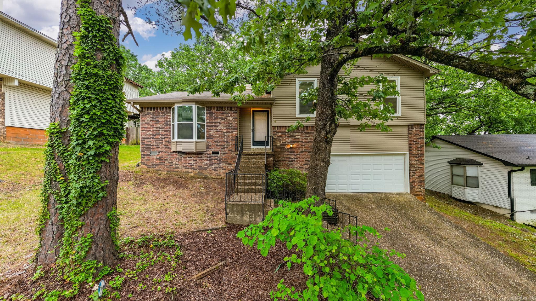 9 Flourite  Little Rock, AR
