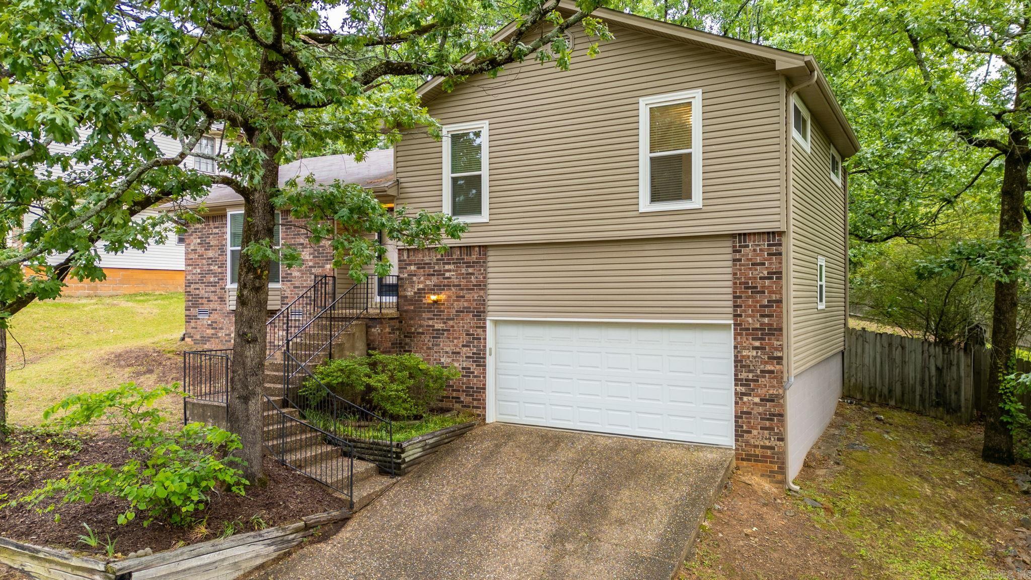 9 Flourite  Little Rock, AR
